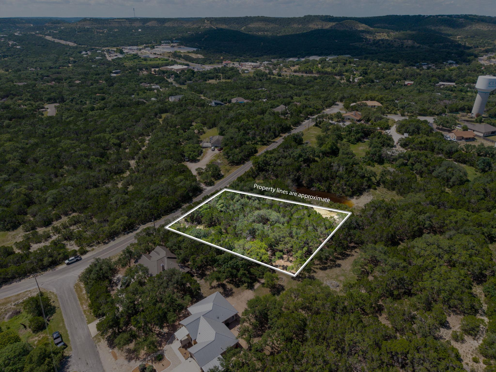 581 Gallagher Dr, Canyon Lake, TX 78133