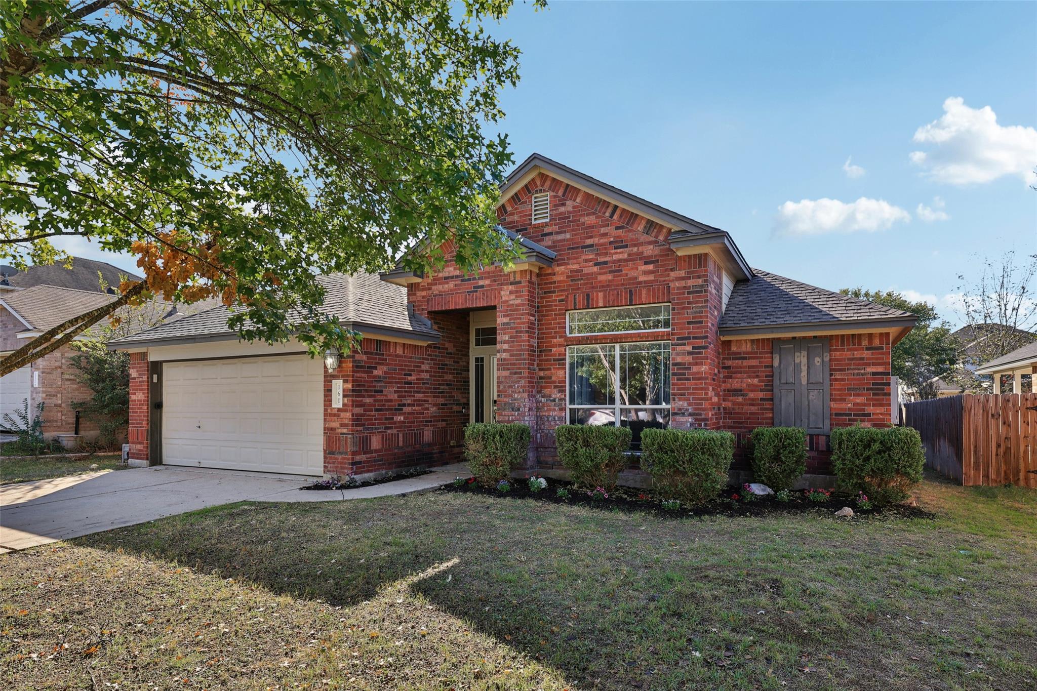 161 Clear Springs Holw, Buda, TX 78610