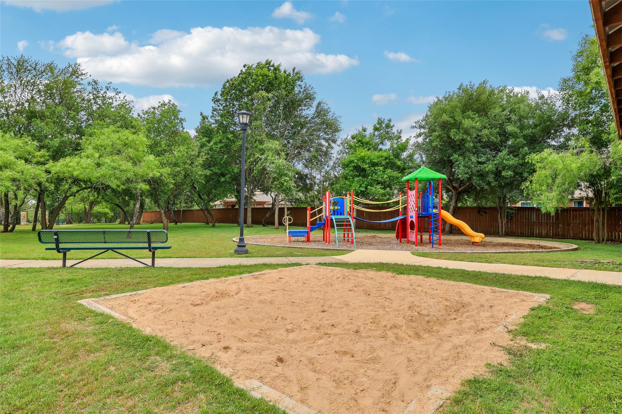 161 Clear Springs Holw, Buda, TX 78610