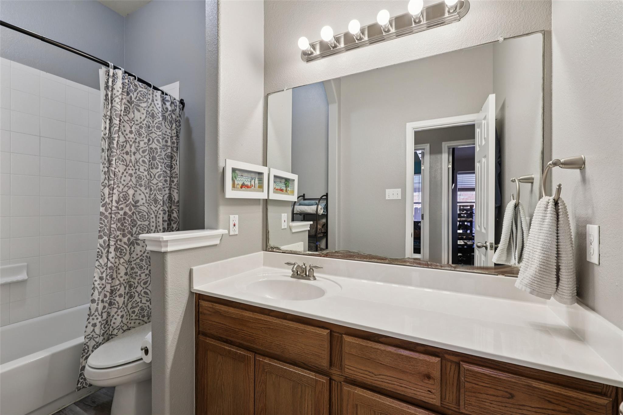 161 Clear Springs Holw, Buda, TX 78610