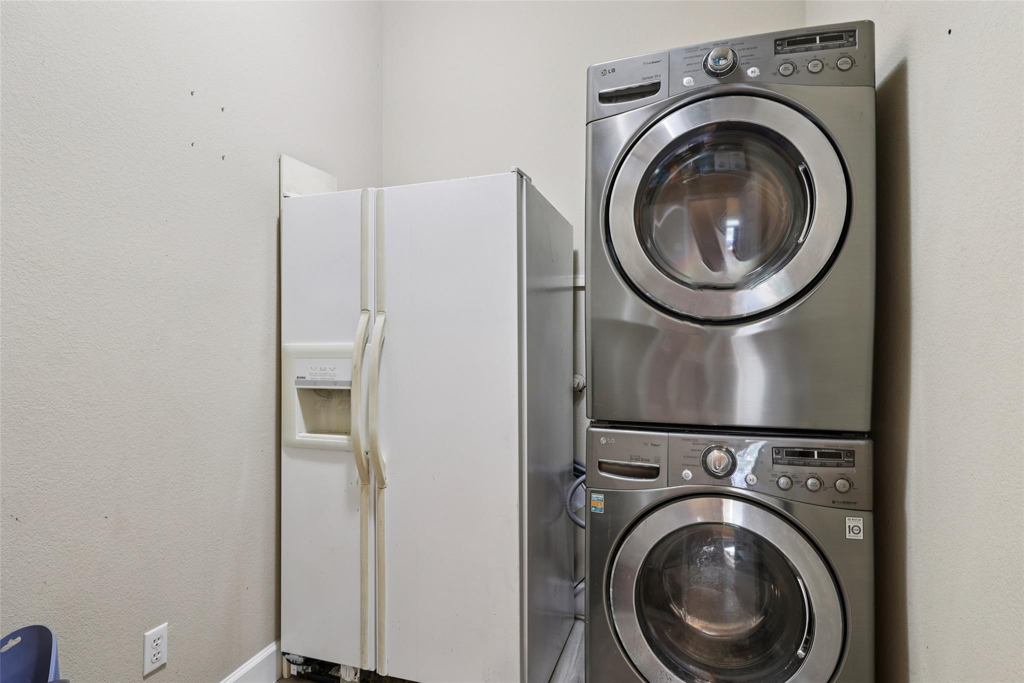 161 Clear Springs Holw, Buda, TX 78610