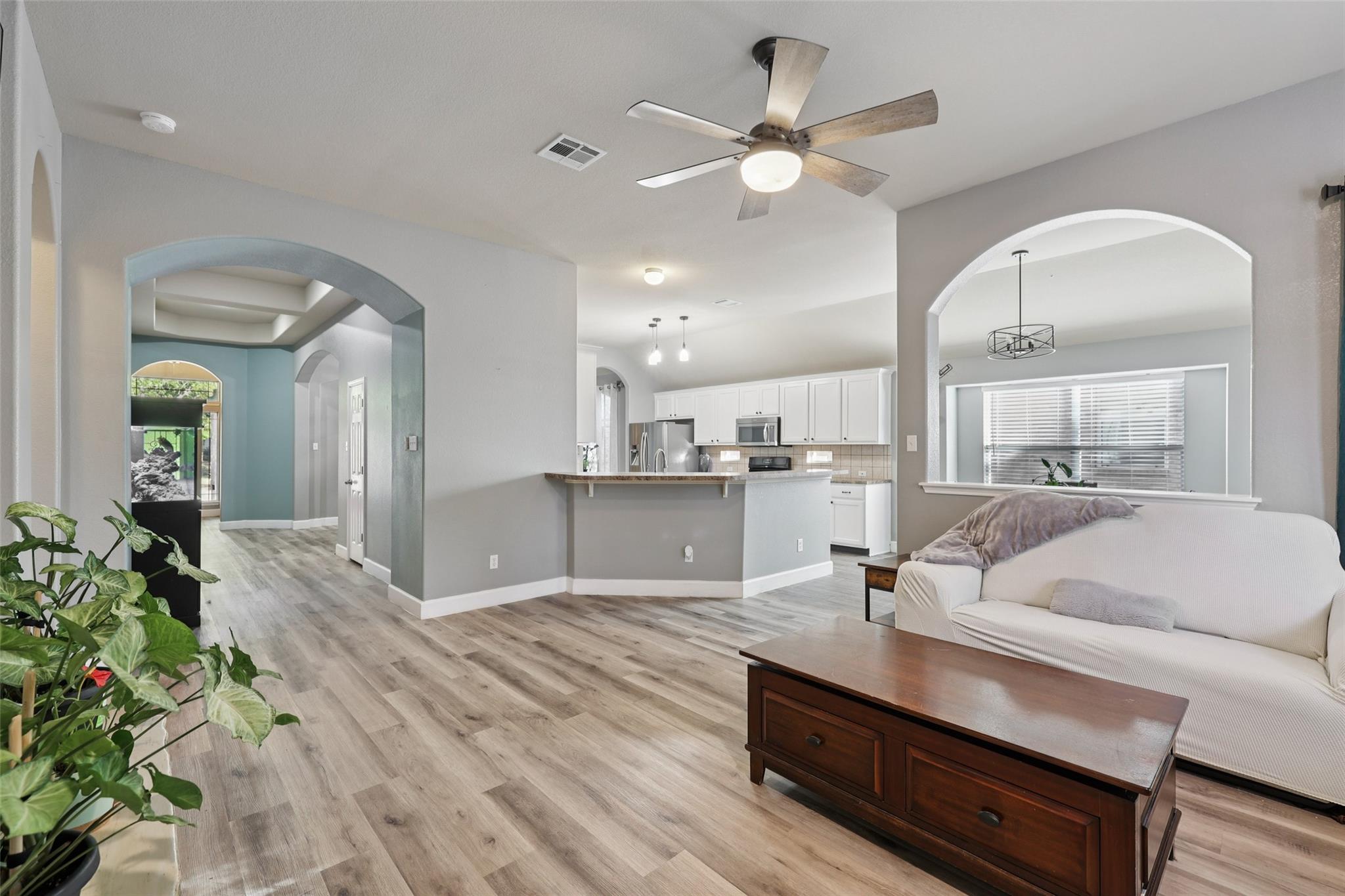 161 Clear Springs Holw, Buda, TX 78610