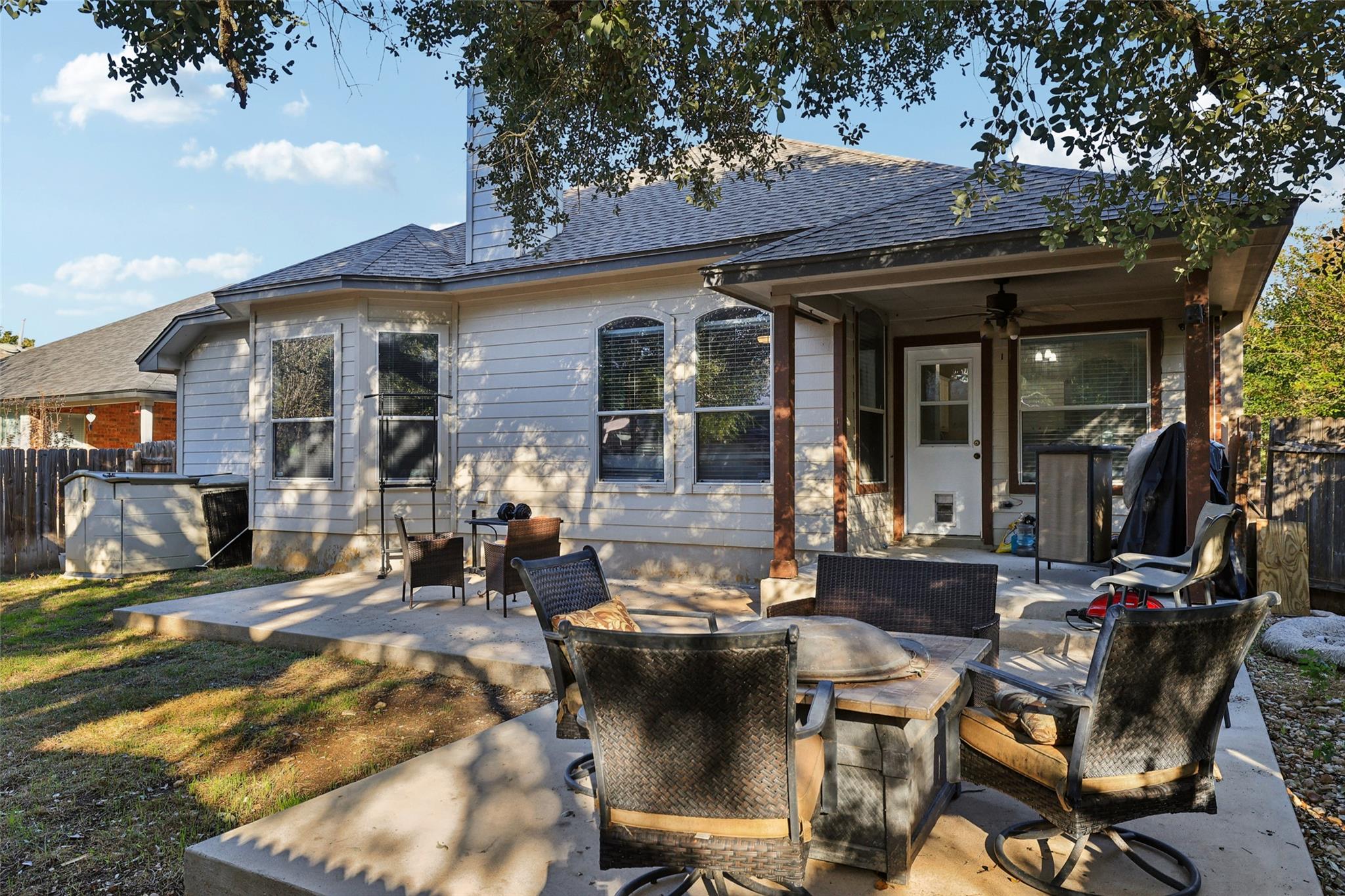161 Clear Springs Holw, Buda, TX 78610
