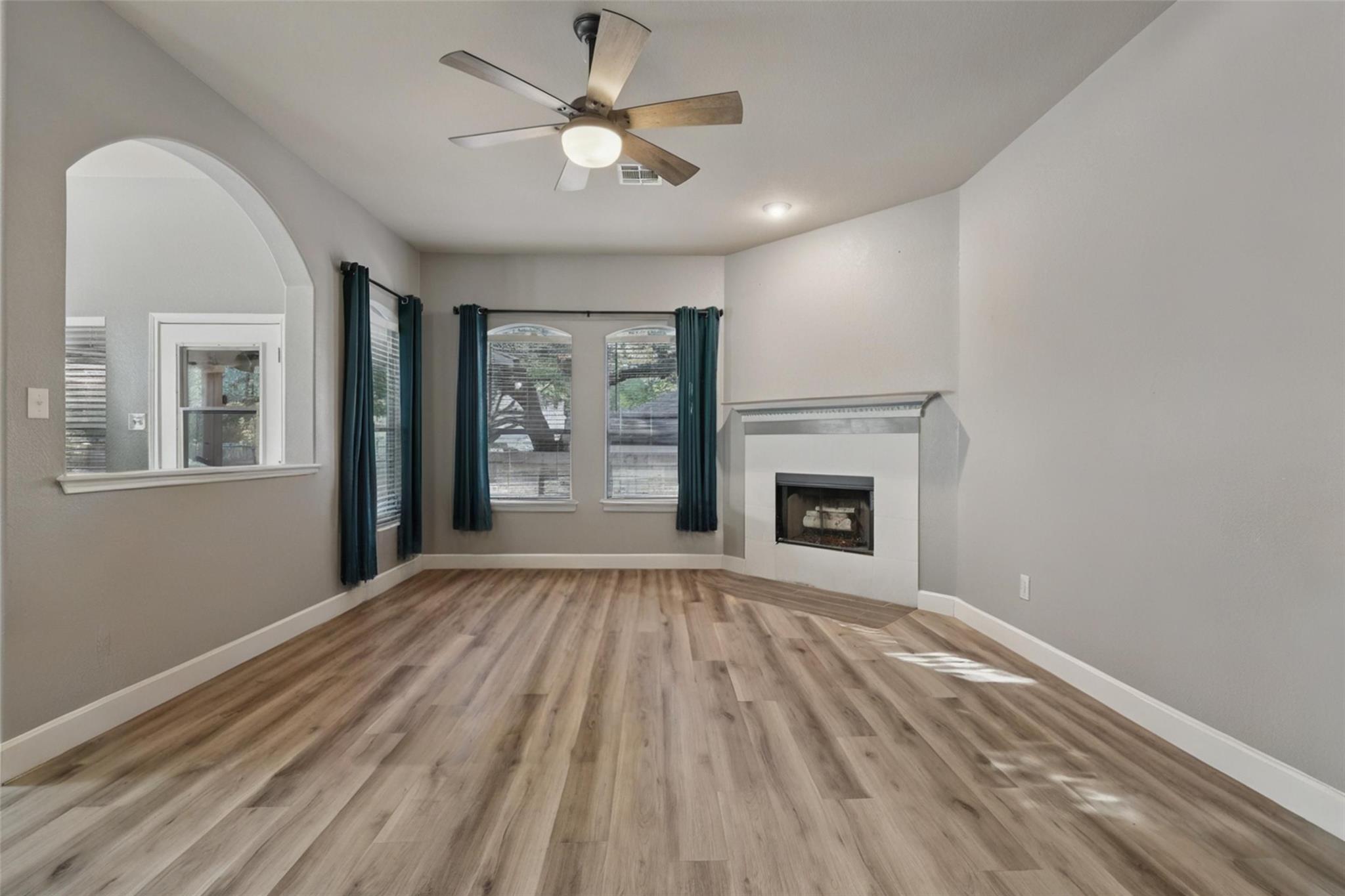 161 Clear Springs Holw, Buda, TX 78610