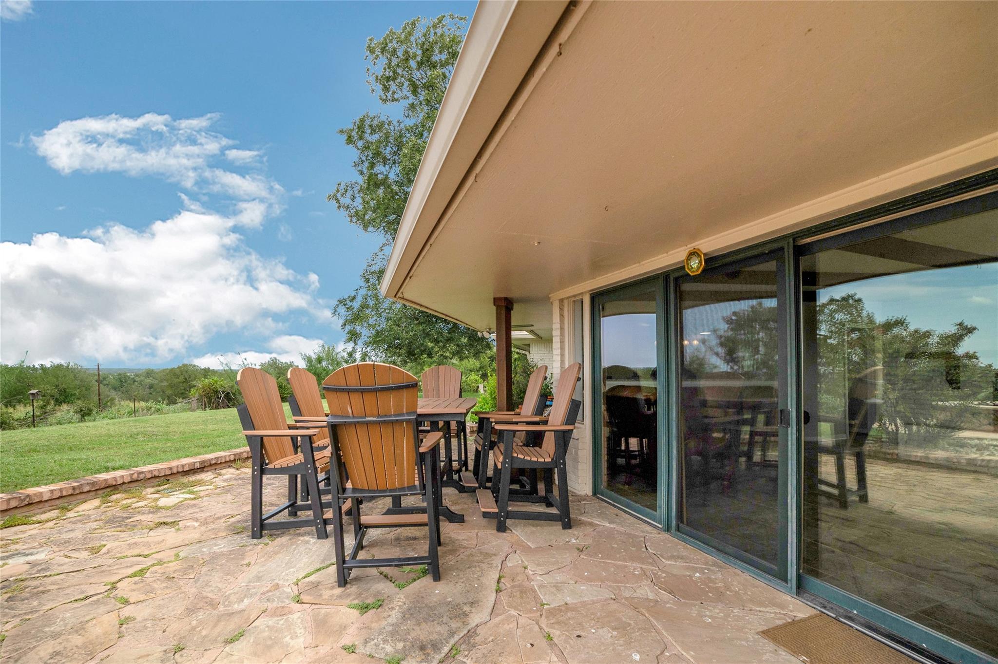 520 Double Eagle Ranch Dr, Cedar Creek, TX 78612