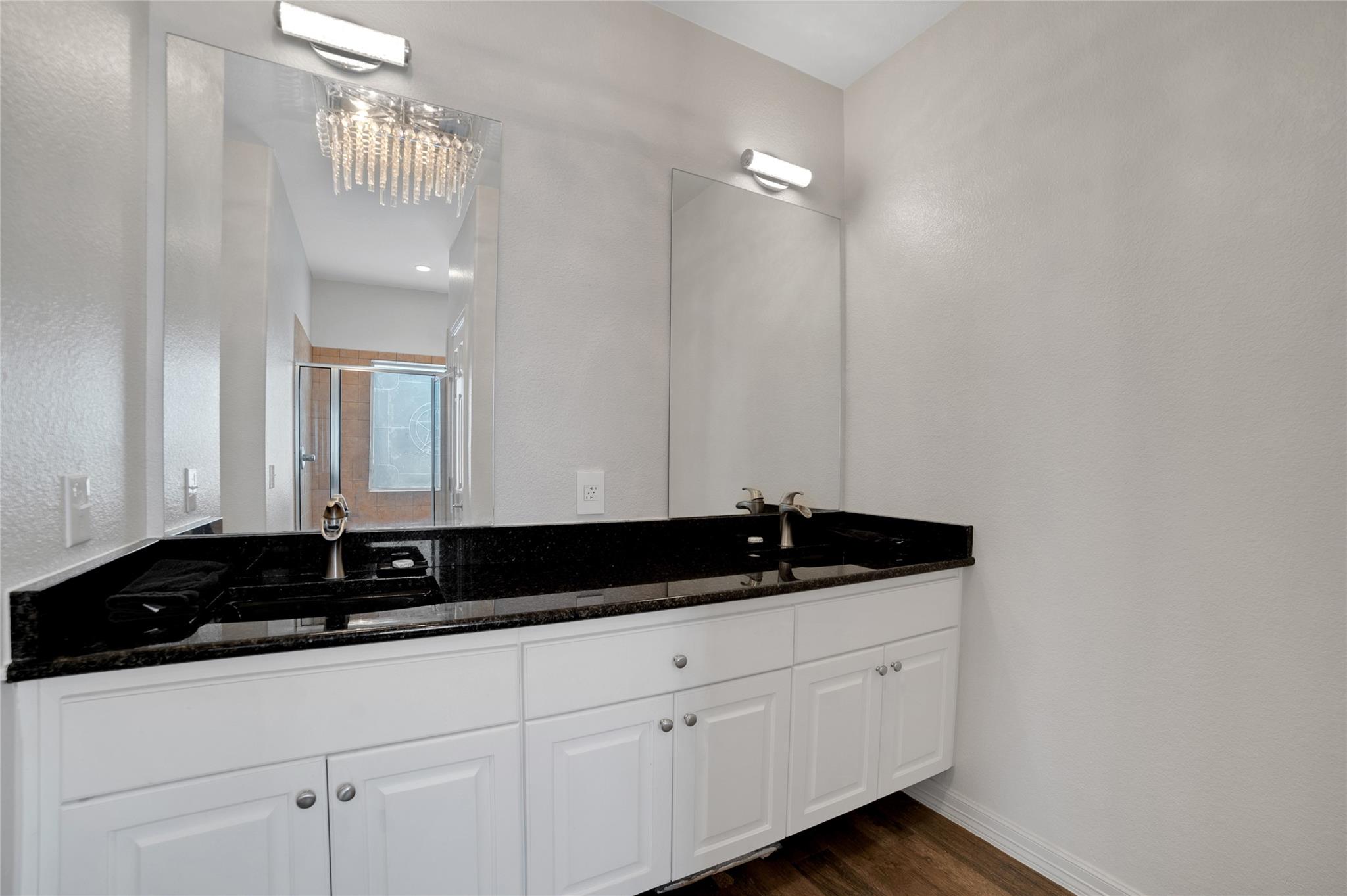 520 Double Eagle Ranch Dr, Cedar Creek, TX 78612