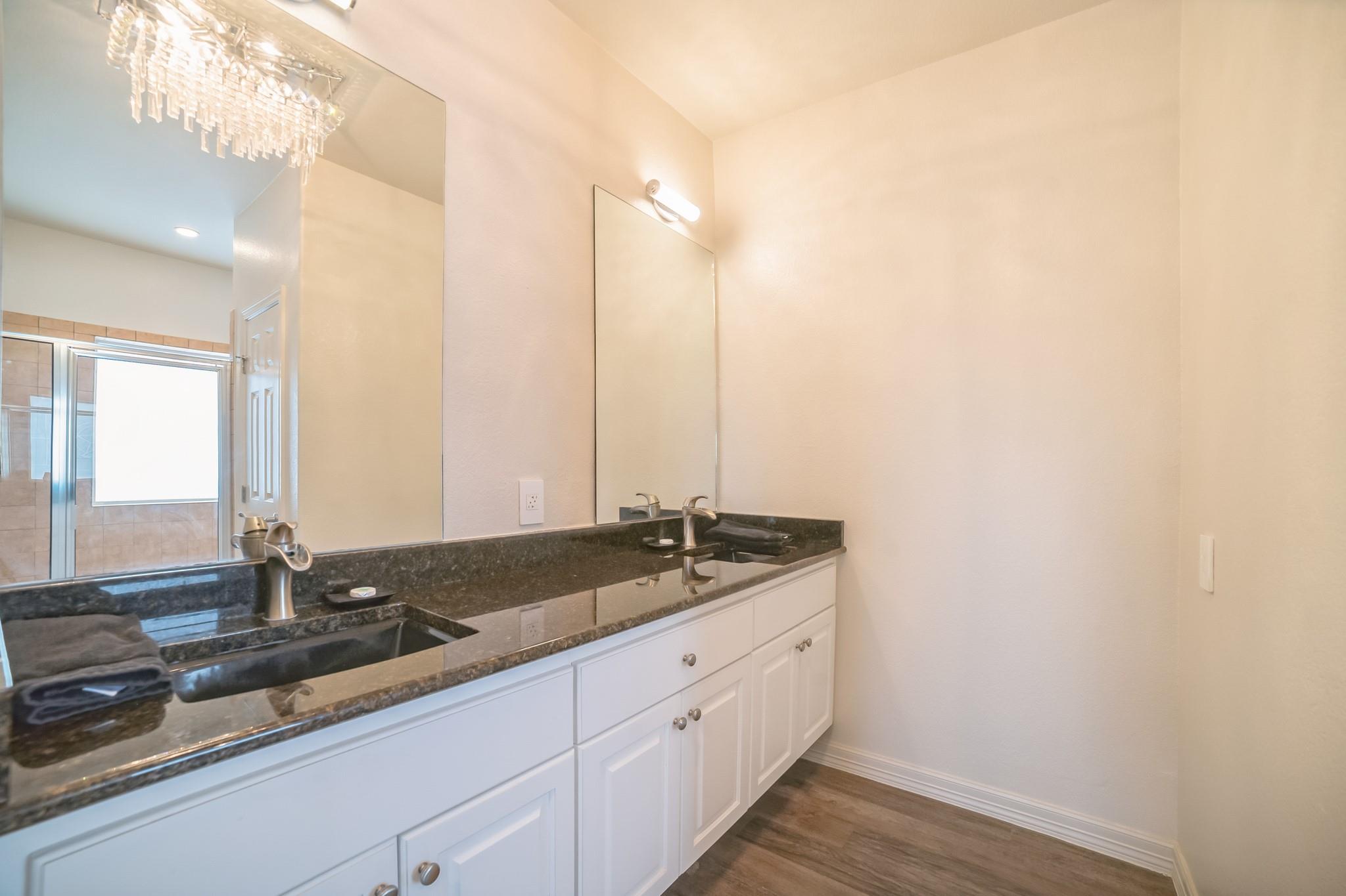 520 Double Eagle Ranch Dr, Cedar Creek, TX 78612