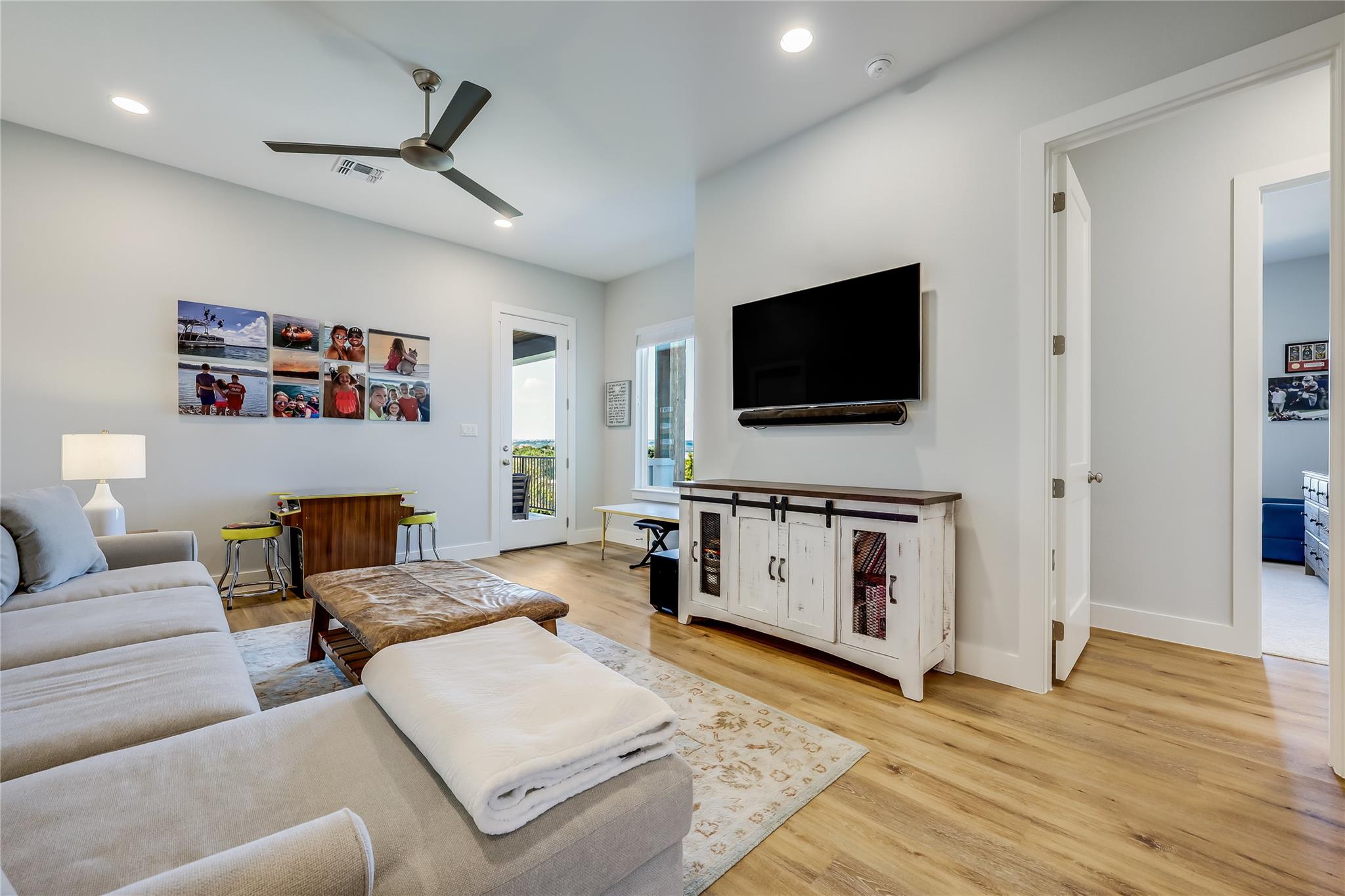 Point Venture, TX 78645