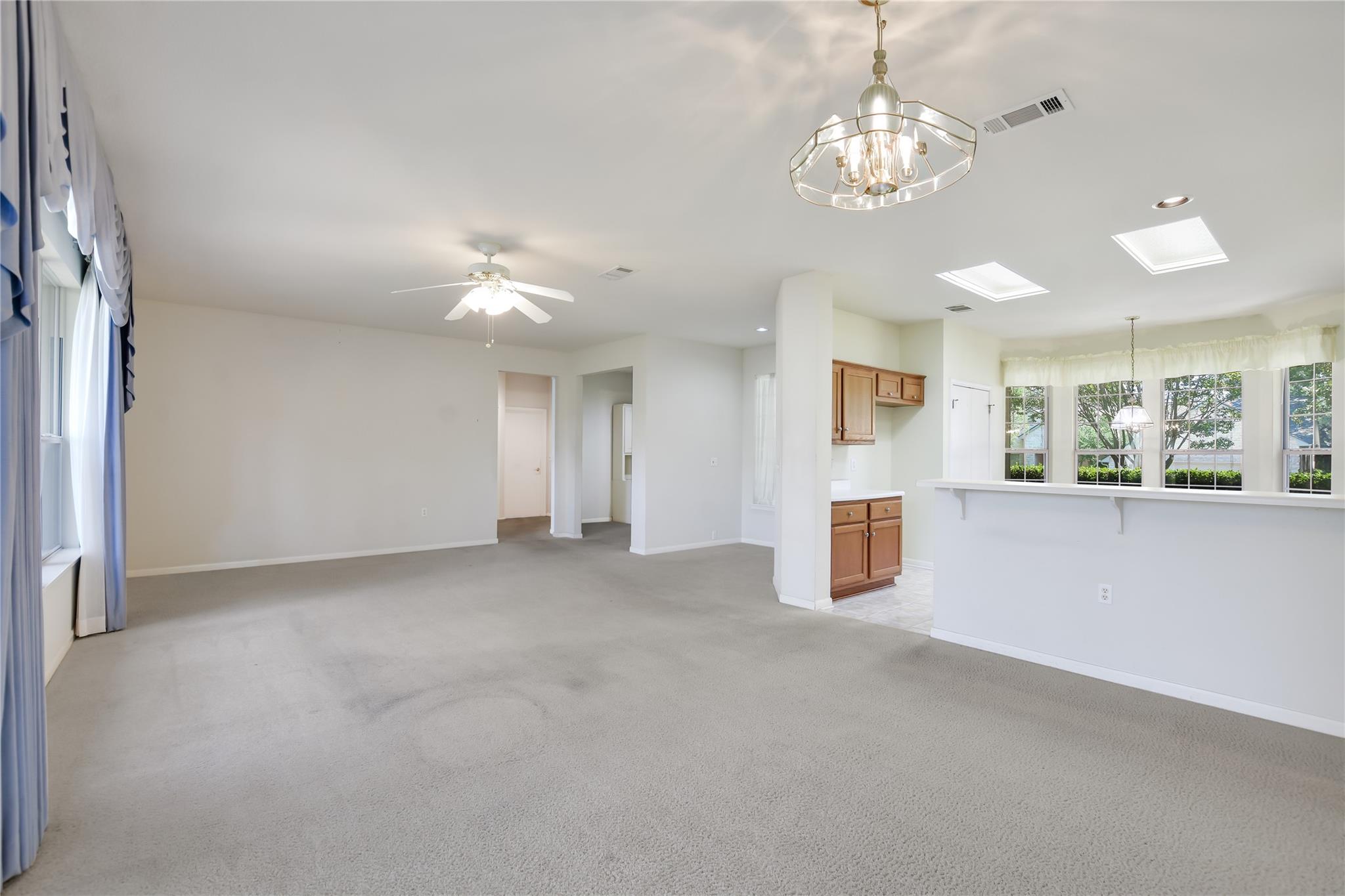 197 Trail Rider Way, Georgetown, TX 78633