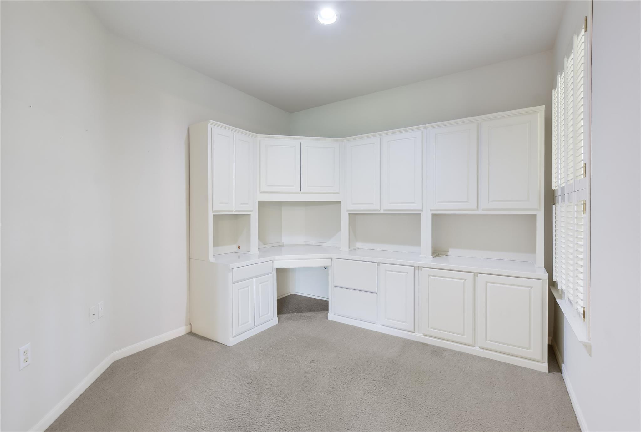 197 Trail Rider Way, Georgetown, TX 78633