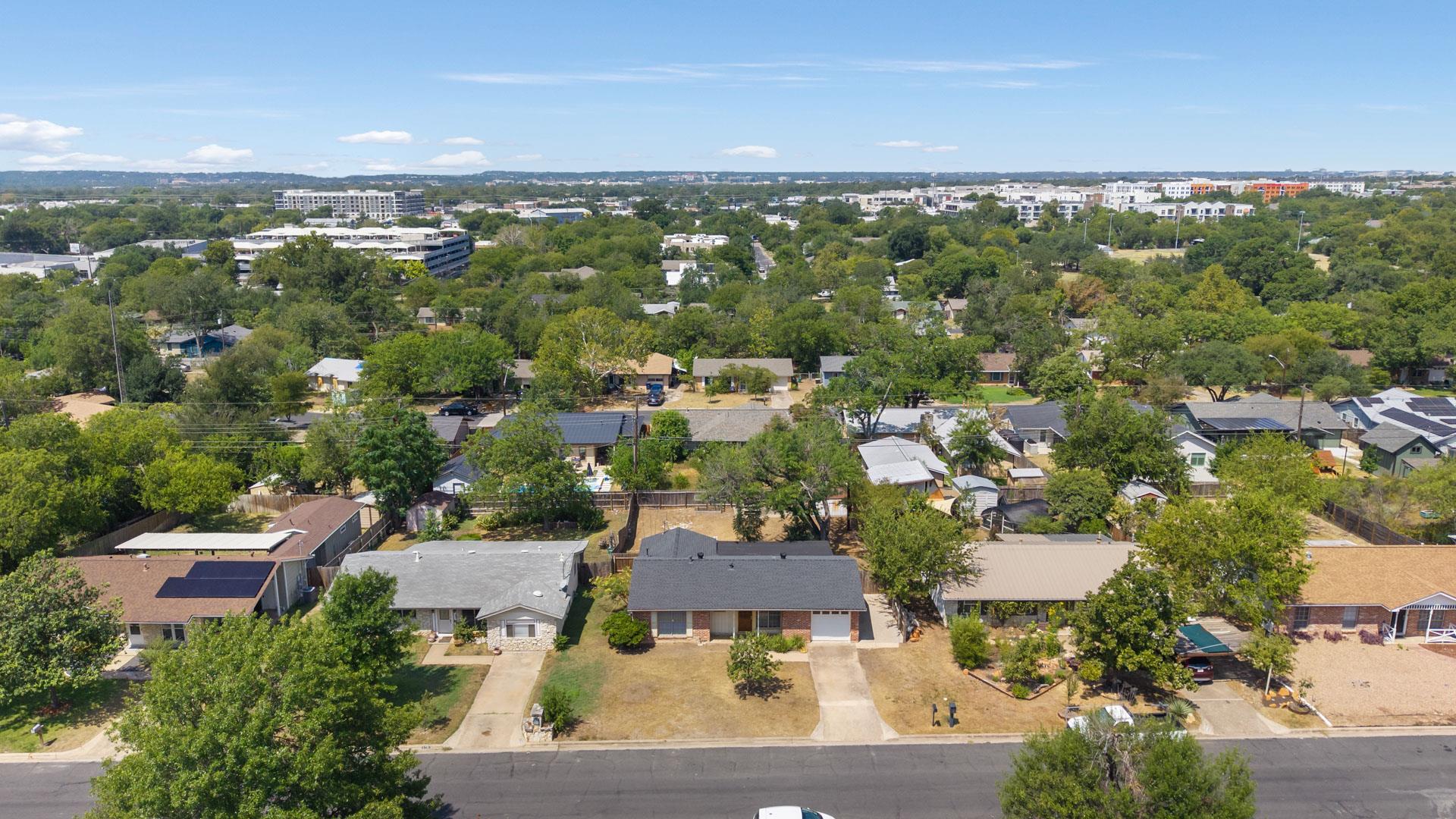 6906 Miranda Dr, Austin, TX 78752