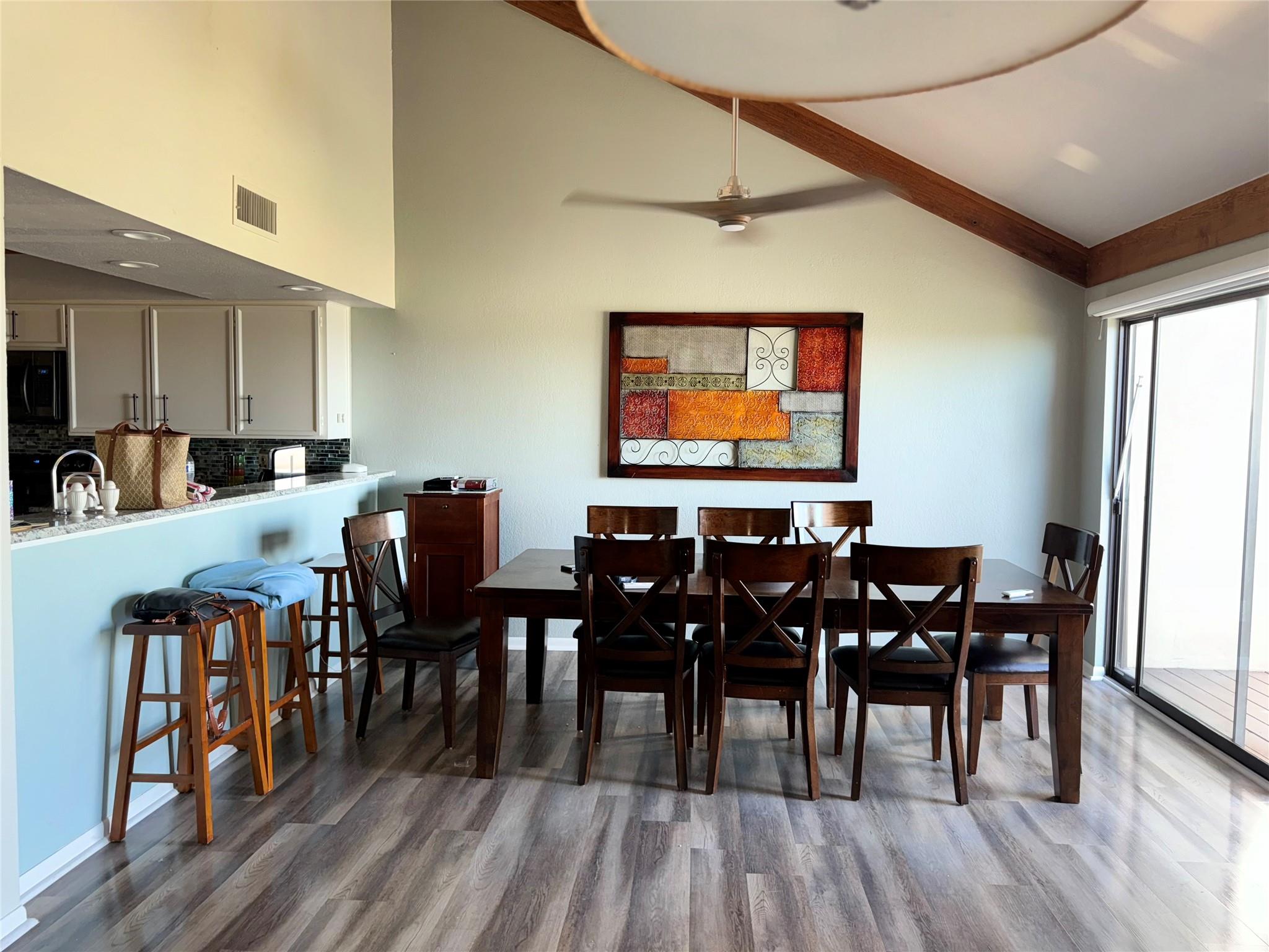 409 Hi There # J, Horseshoe Bay, TX 78657