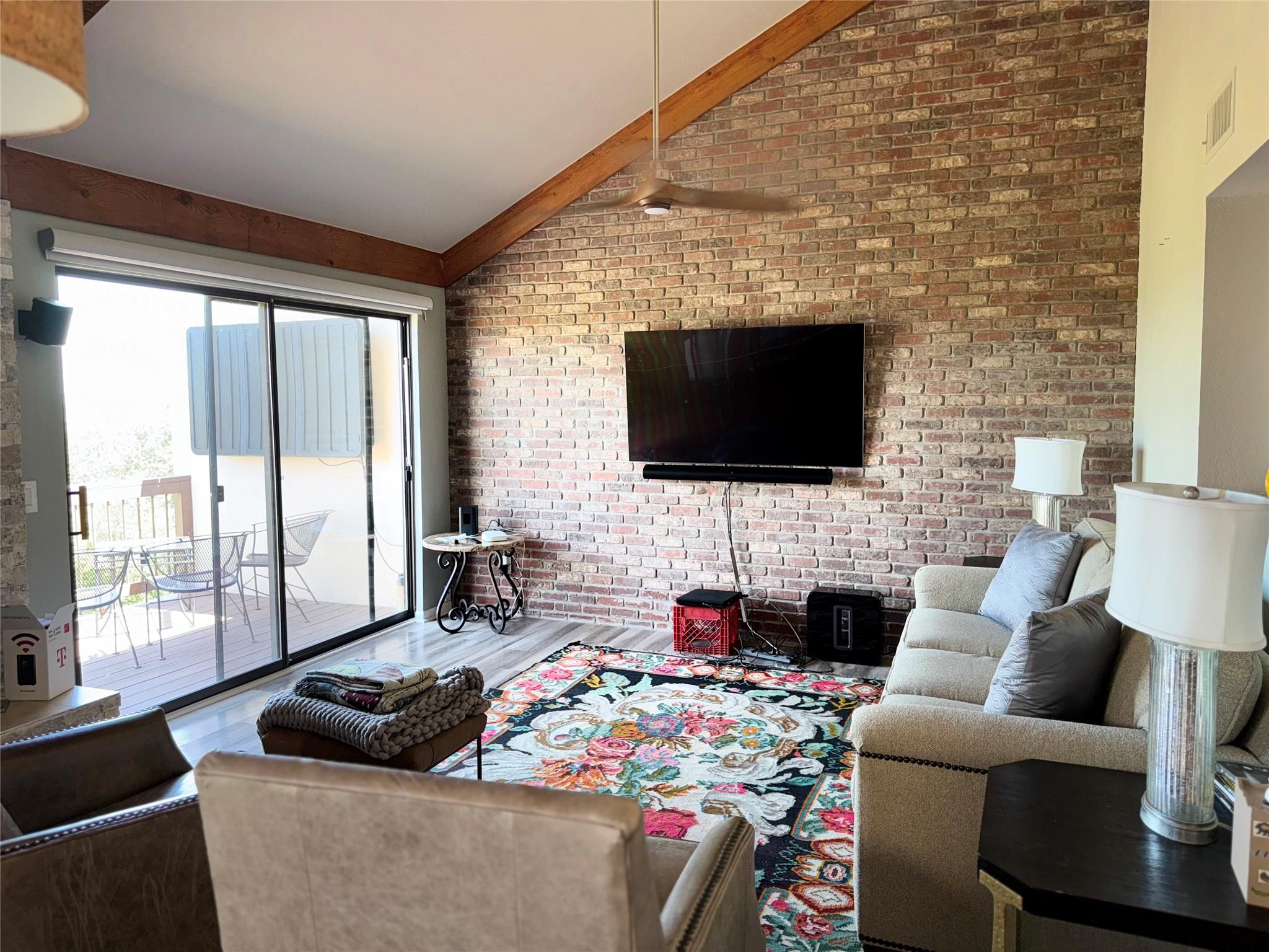 409 Hi There # J, Horseshoe Bay, TX 78657