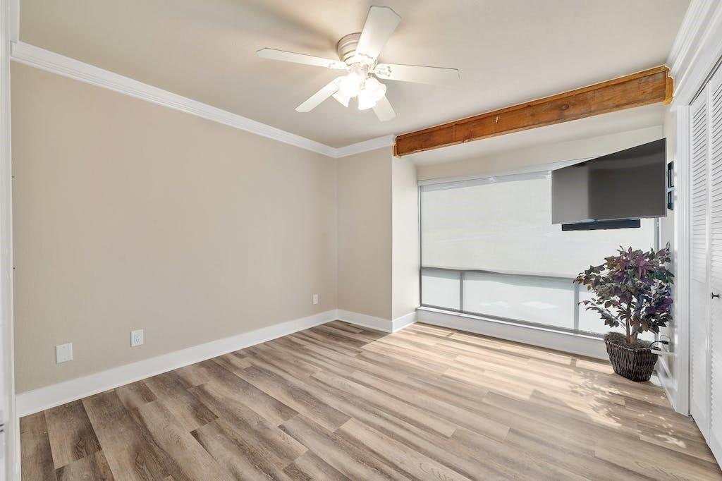 409 Hi There # J, Horseshoe Bay, TX 78657