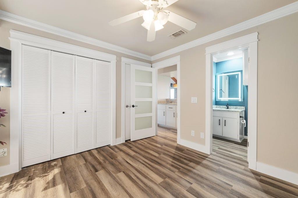 409 Hi There # J, Horseshoe Bay, TX 78657