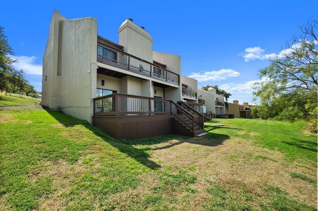 409 Hi There # J, Horseshoe Bay, TX 78657