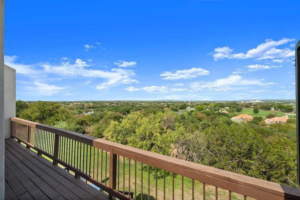 409 Hi There # J, Horseshoe Bay, TX 78657