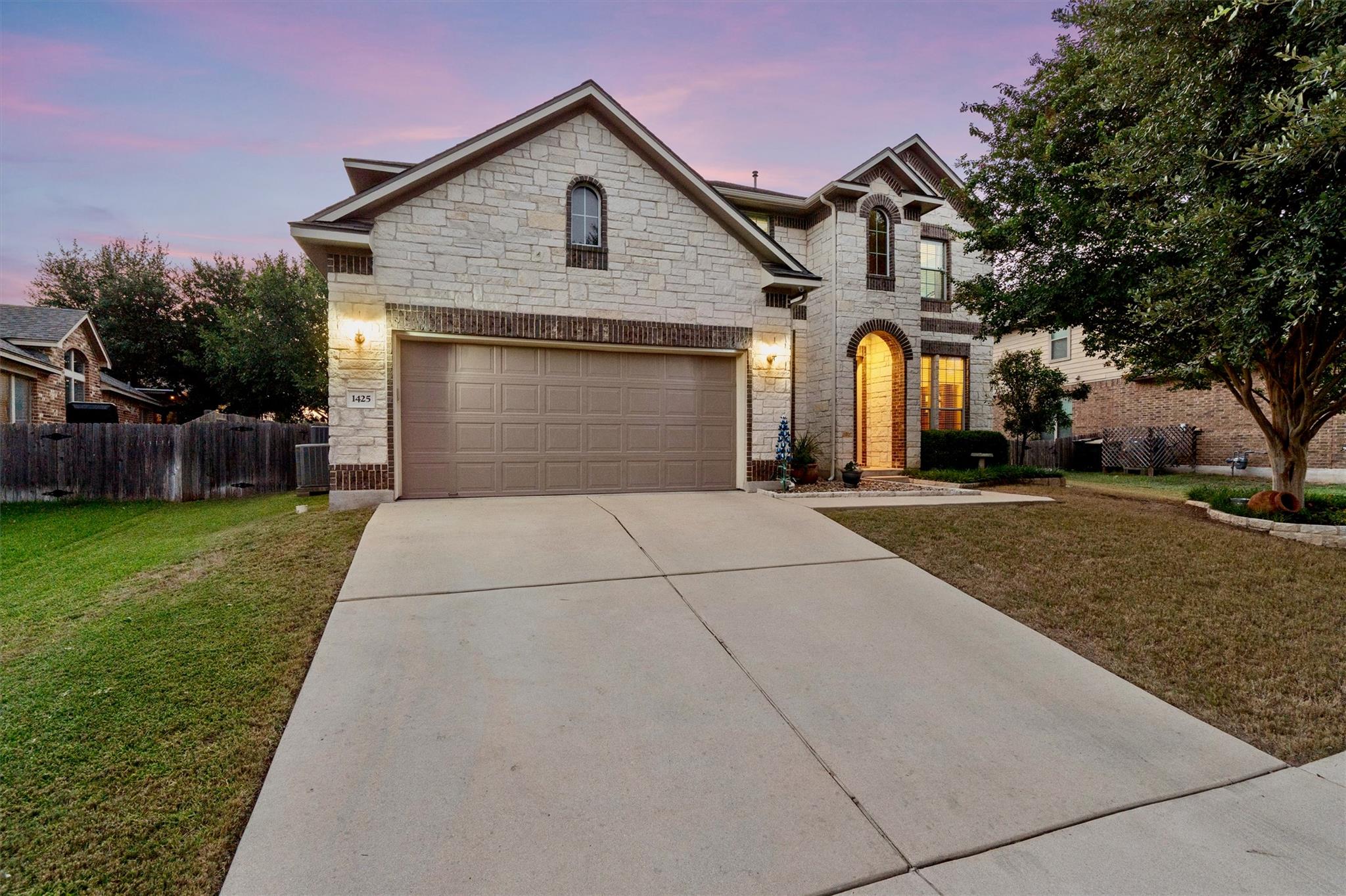1425 Naranjo Dr, Georgetown, TX 78628