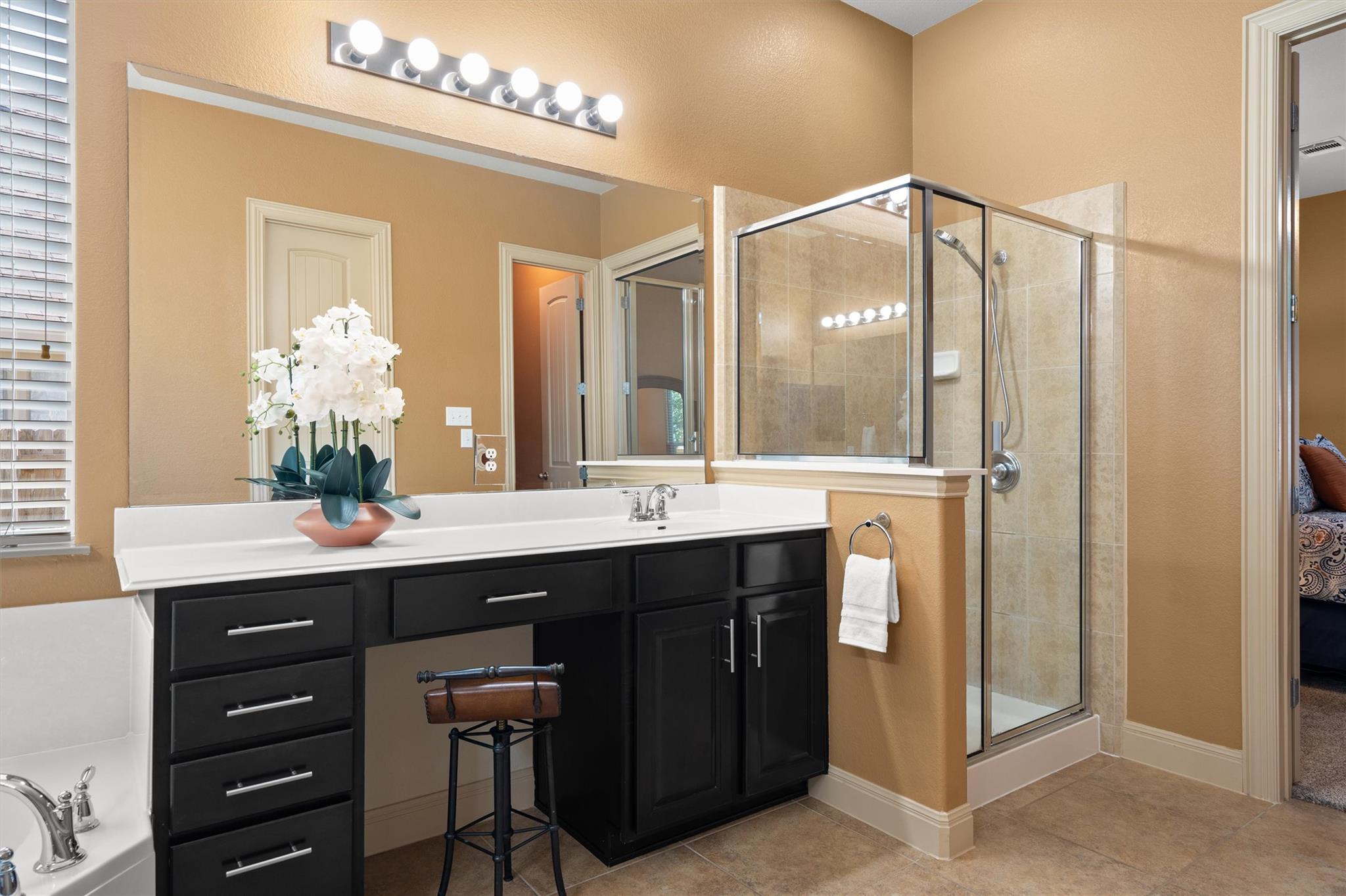 1425 Naranjo Dr, Georgetown, TX 78628