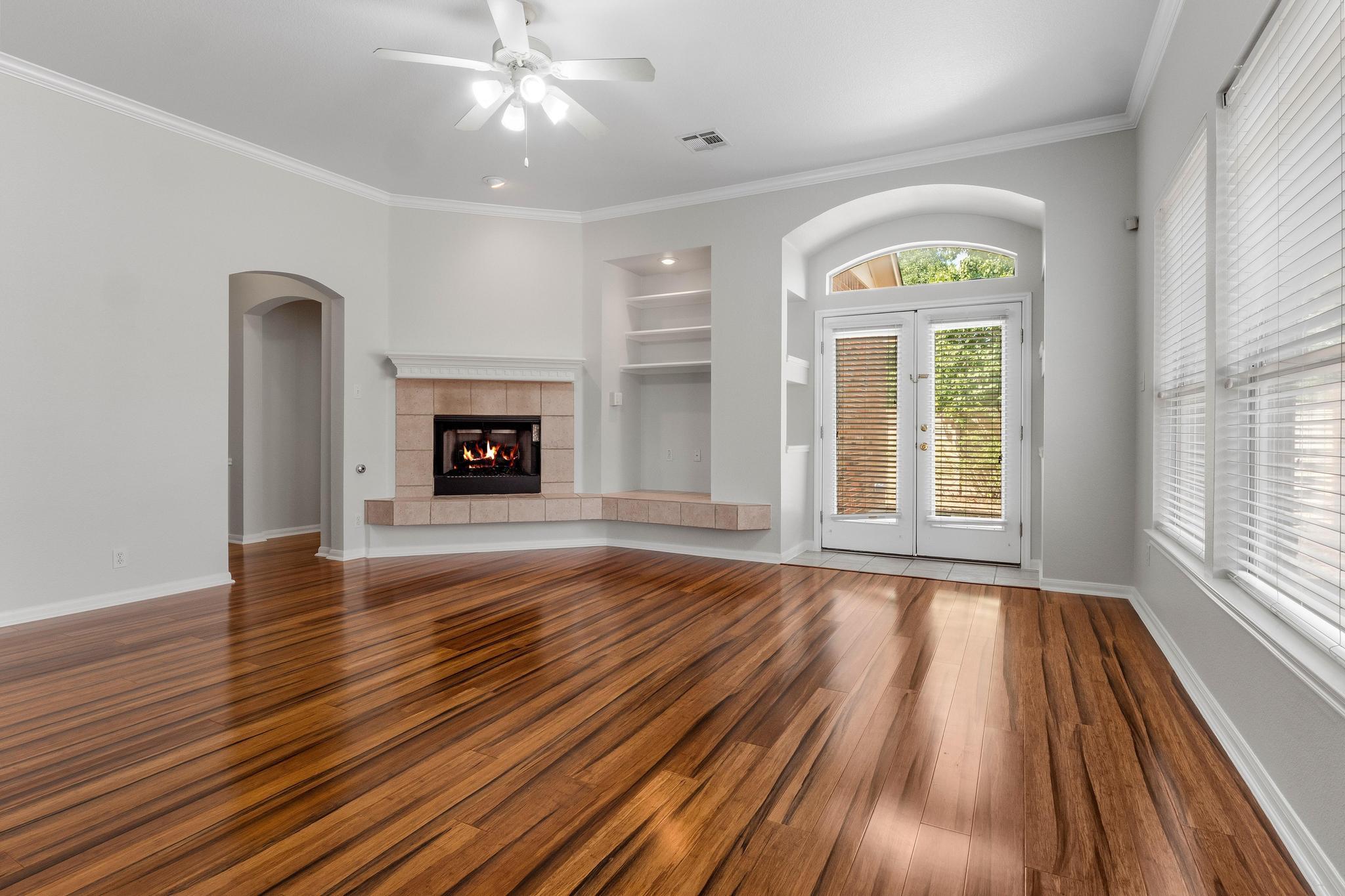 1800 Montana Sky Dr, Austin, TX 78727