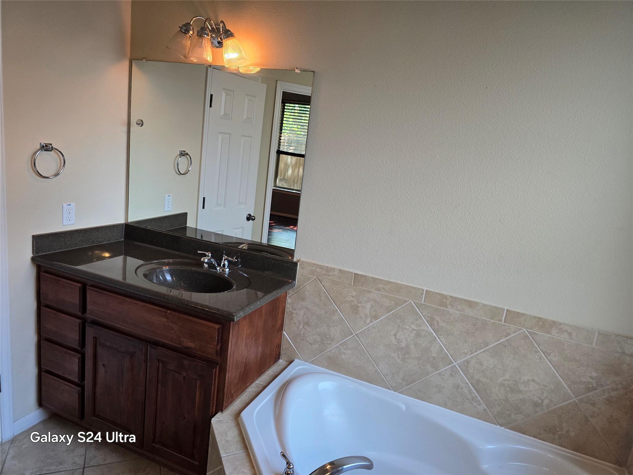 200 Highland Horizon, Austin, TX 78717