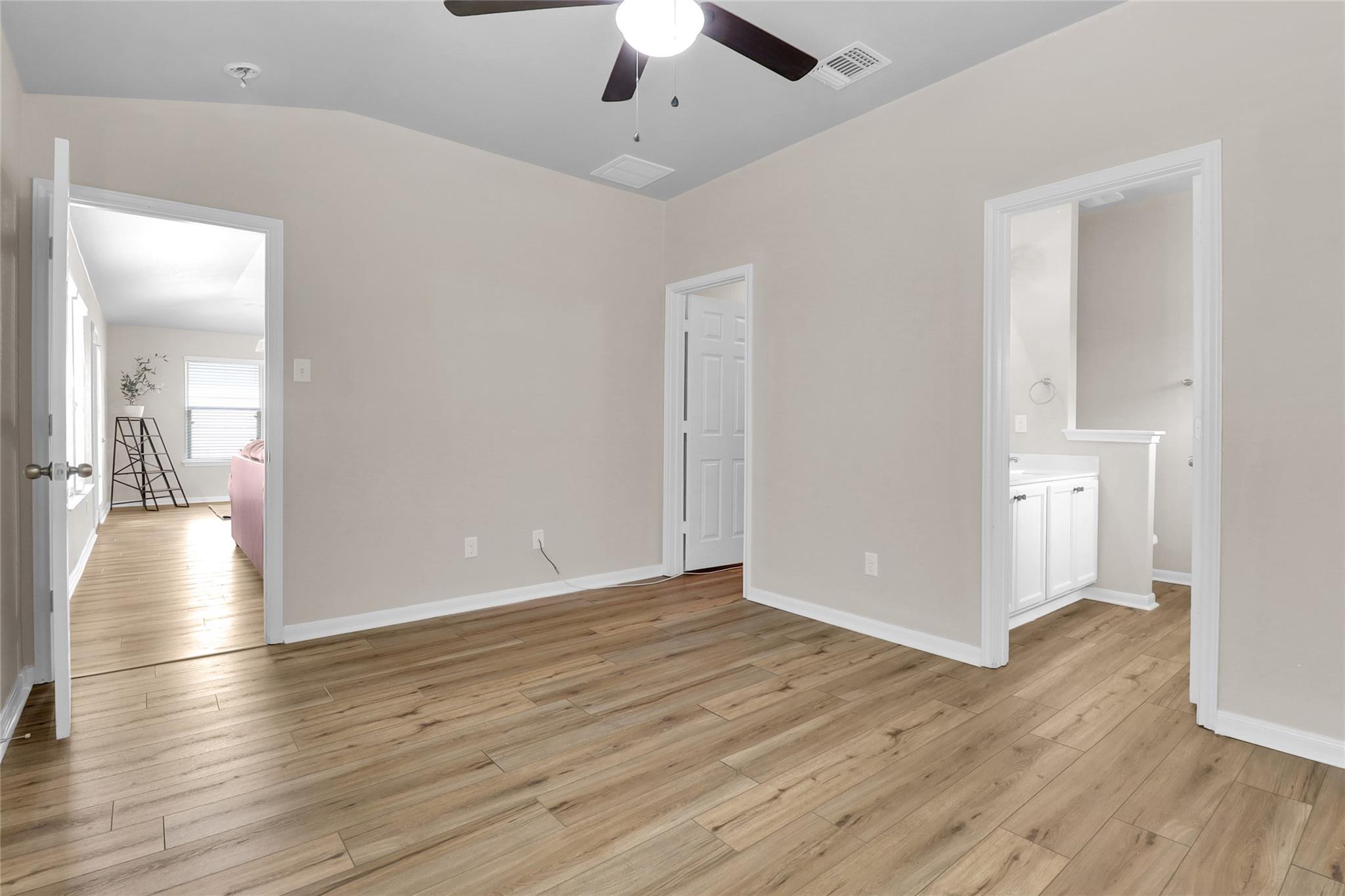 165 Cazador Dr, San Marcos, TX 78666