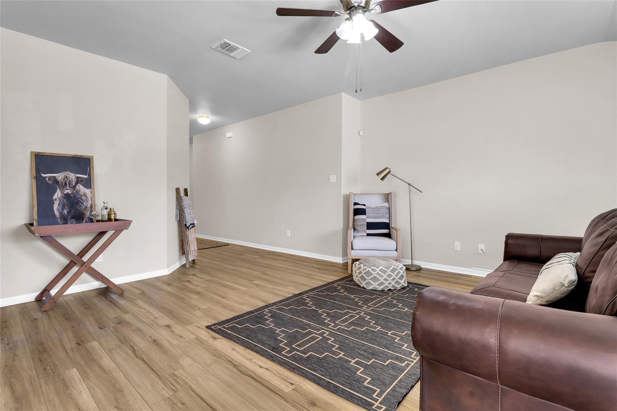 165 Cazador Dr, San Marcos, TX 78666