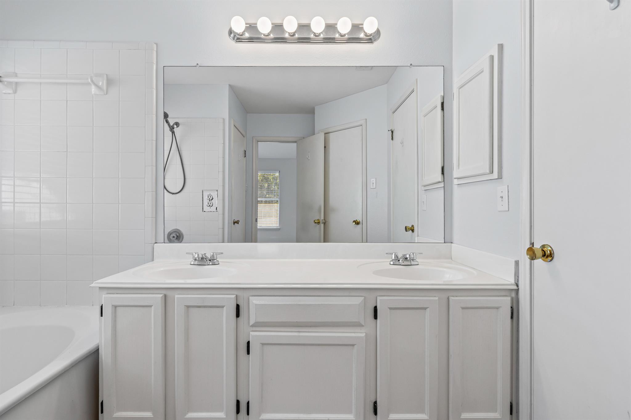 1507 Blue Willow Ct, Pflugerville, TX 78660