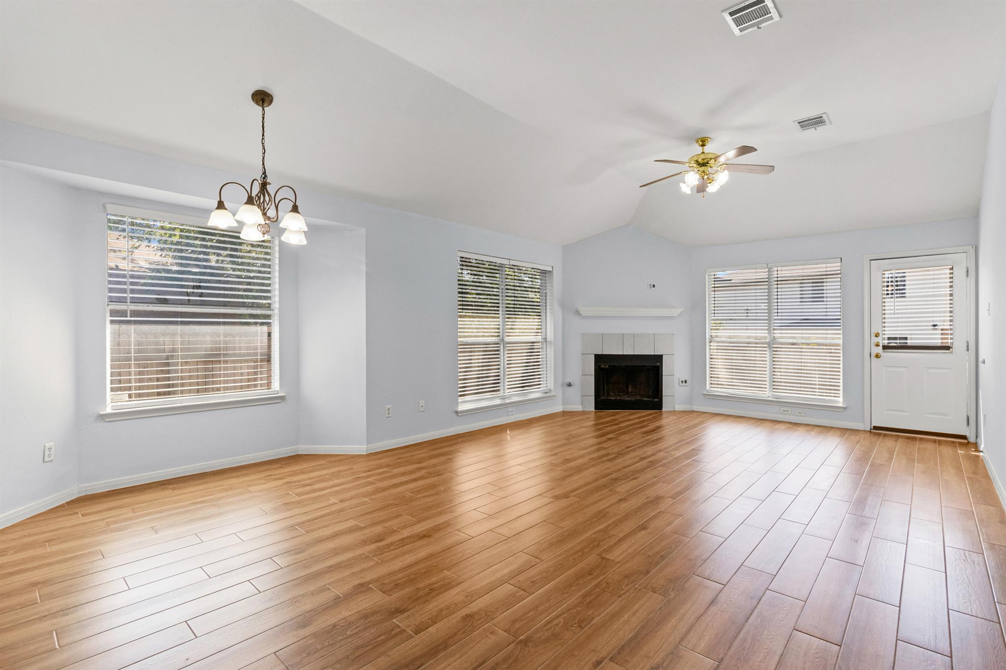 1507 Blue Willow Ct, Pflugerville, TX 78660