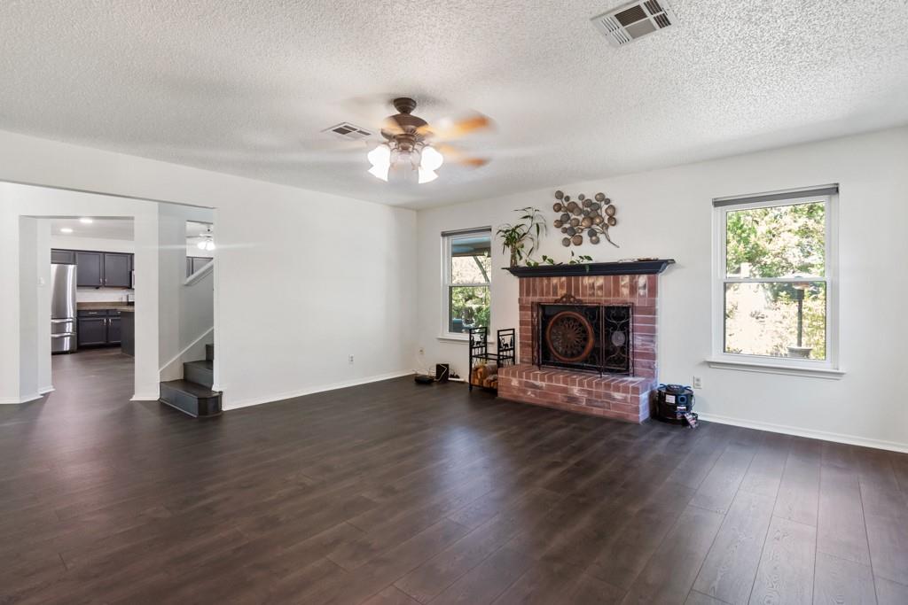 1305 Cedar Brook Dr, Cedar Park, TX 78613