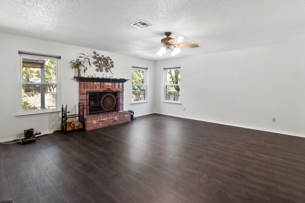 1305 Cedar Brook Dr, Cedar Park, TX 78613