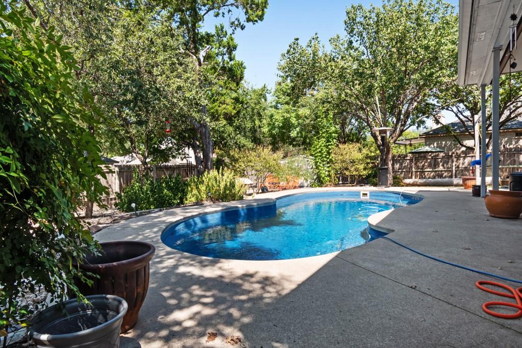 1305 Cedar Brook Dr, Cedar Park, TX 78613