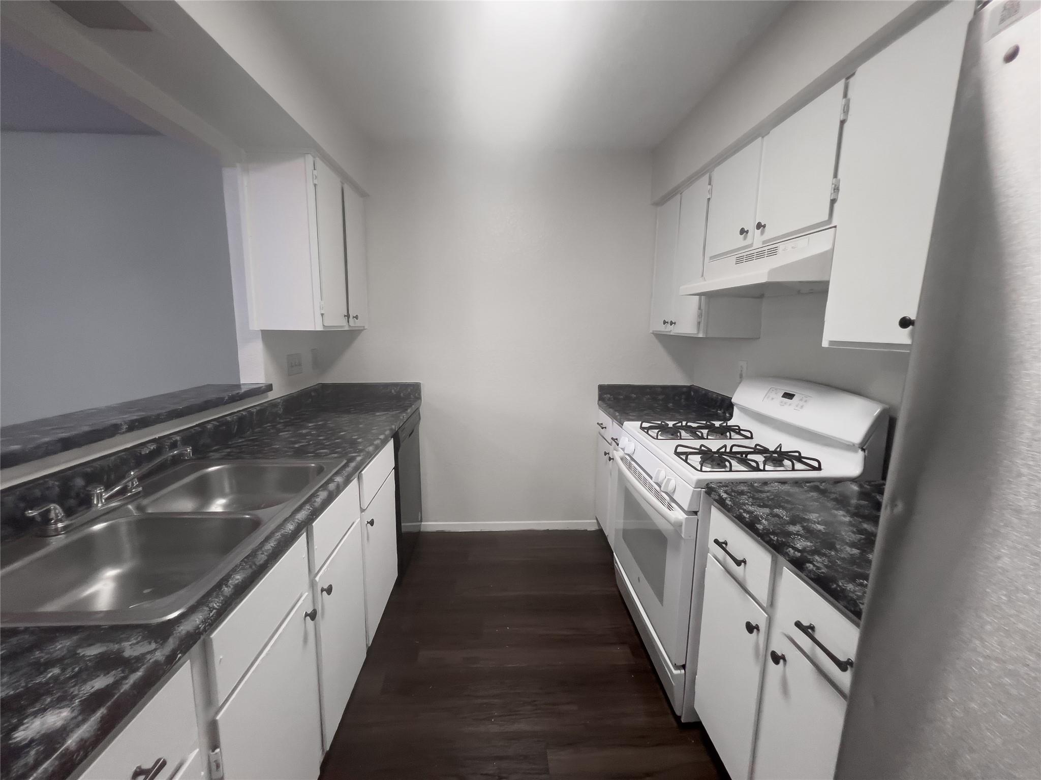 901 Taulbee Ln # D, Austin, TX 78757