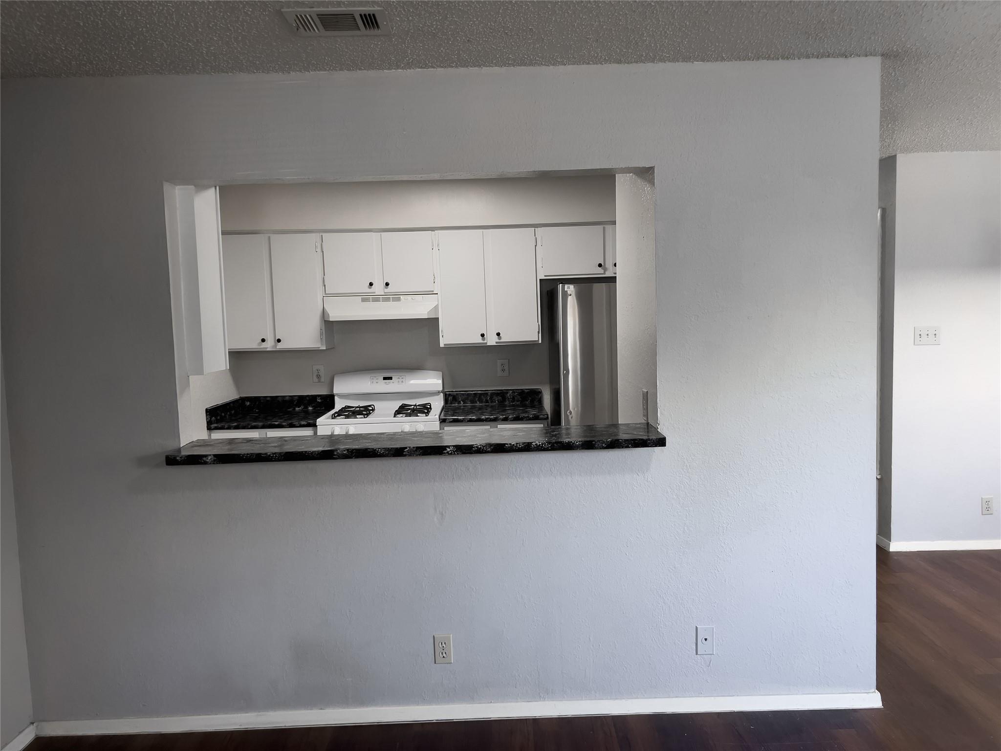 901 Taulbee Ln # D, Austin, TX 78757