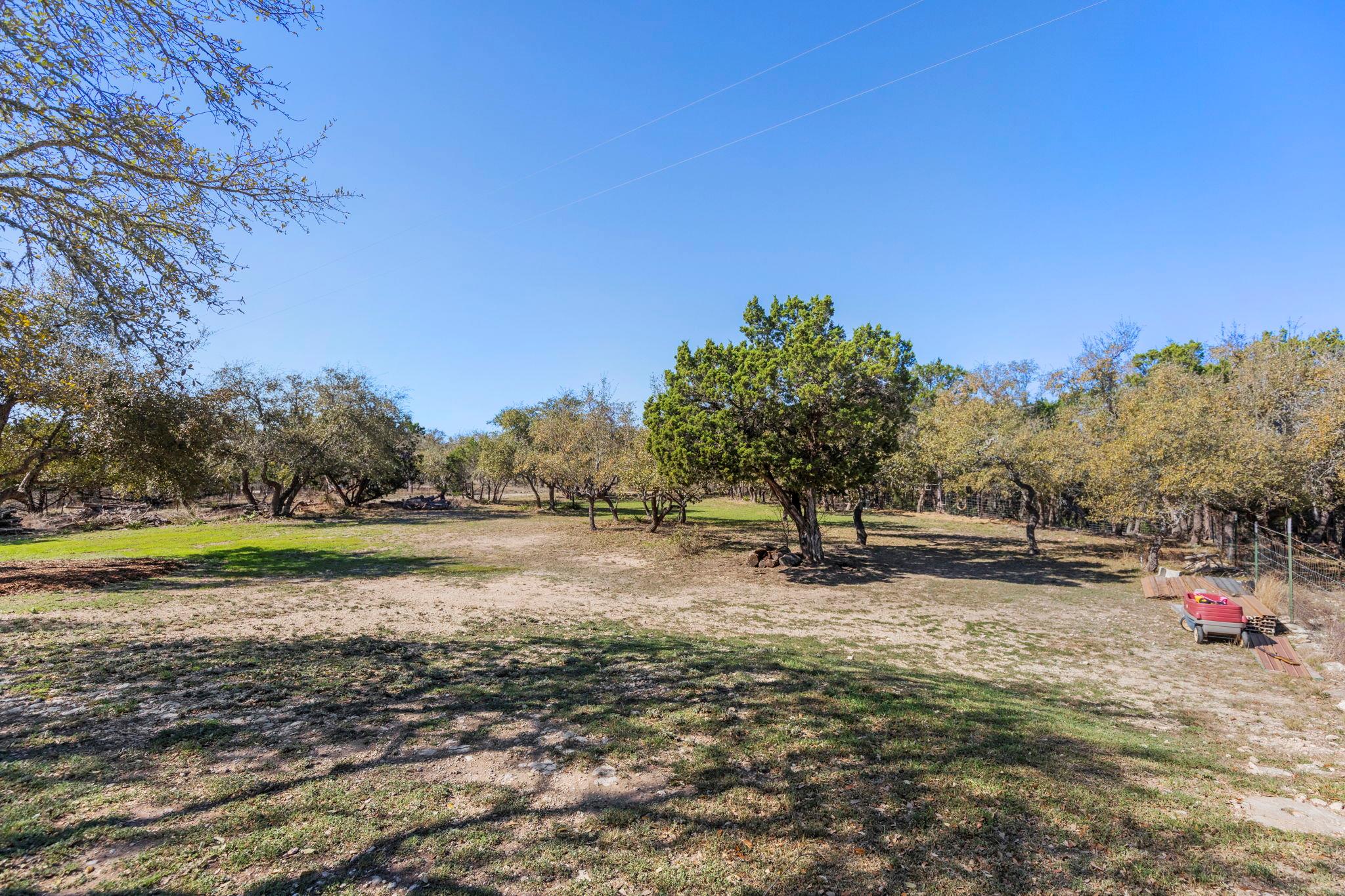7197 Mount Sharp Rd, Wimberley, TX 78676