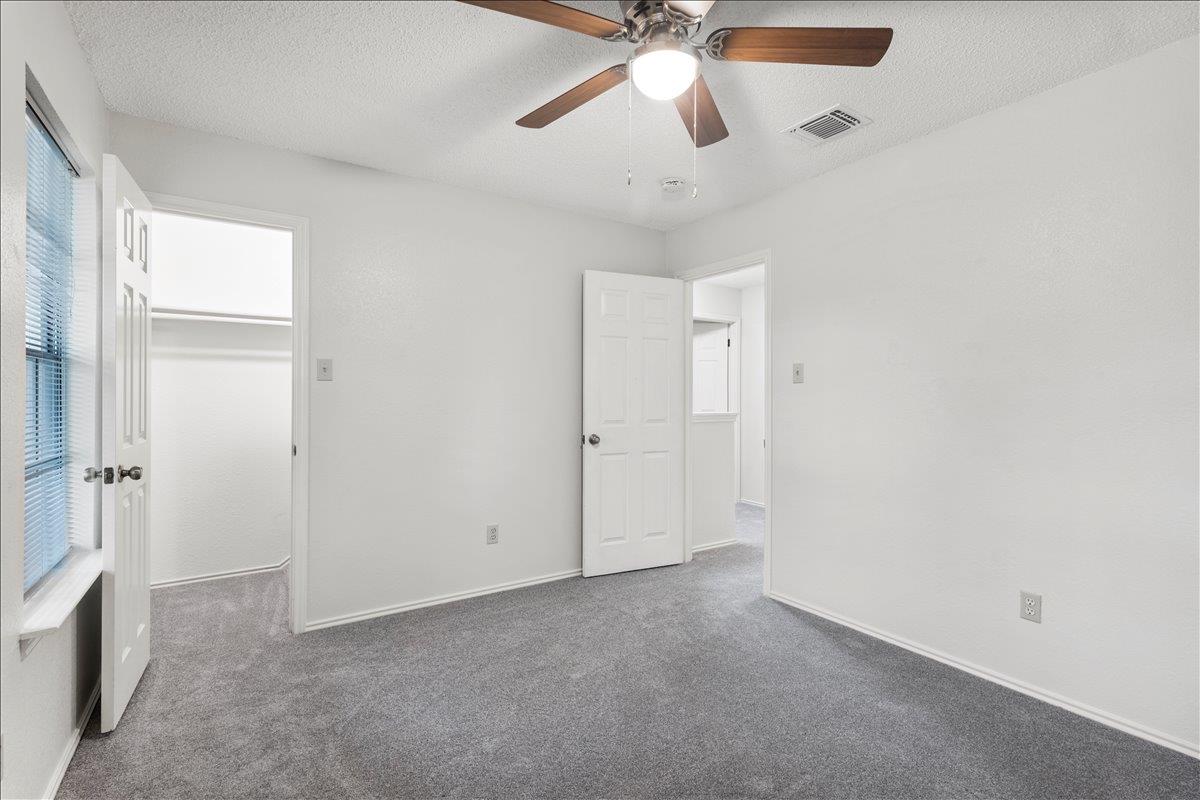 12000 Lincolnshire Dr, Austin, TX 78758