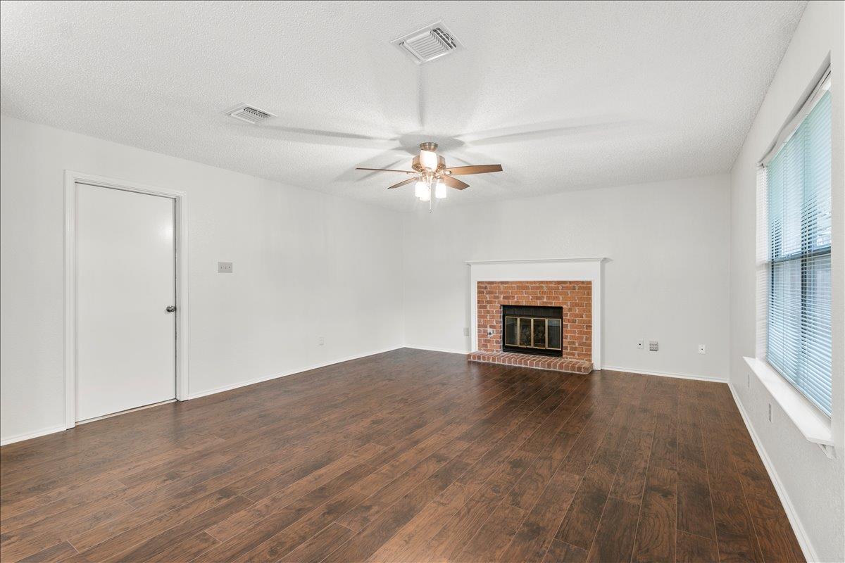 12000 Lincolnshire Dr, Austin, TX 78758