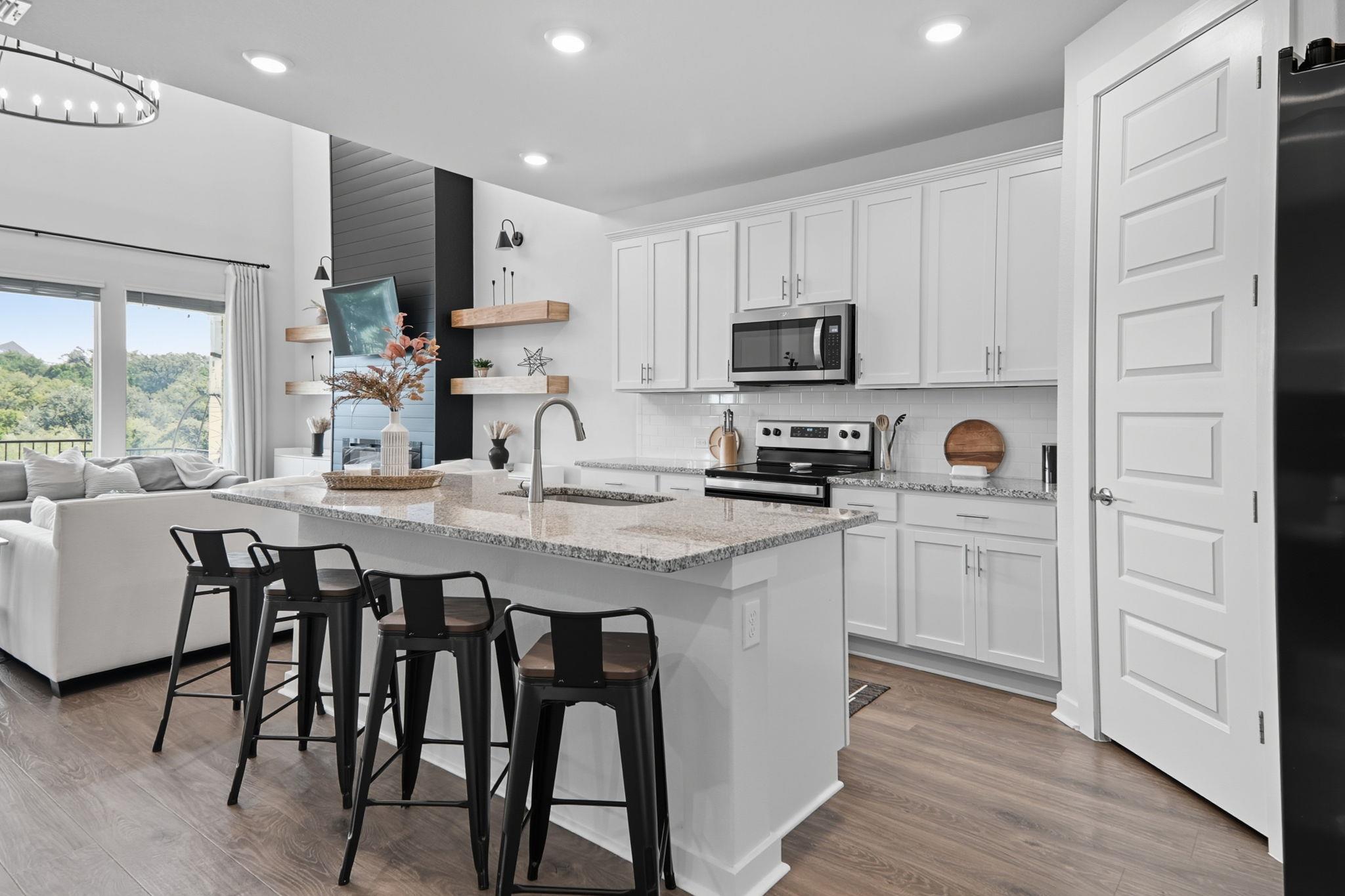 501 Barton Run Dr, Georgetown, TX 78628