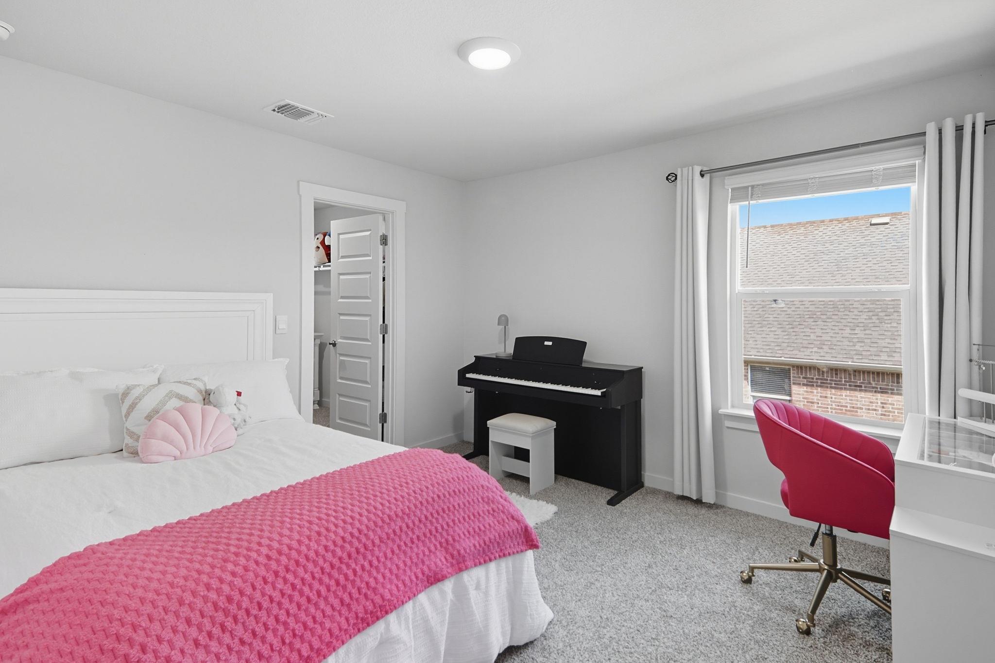 501 Barton Run Dr, Georgetown, TX 78628