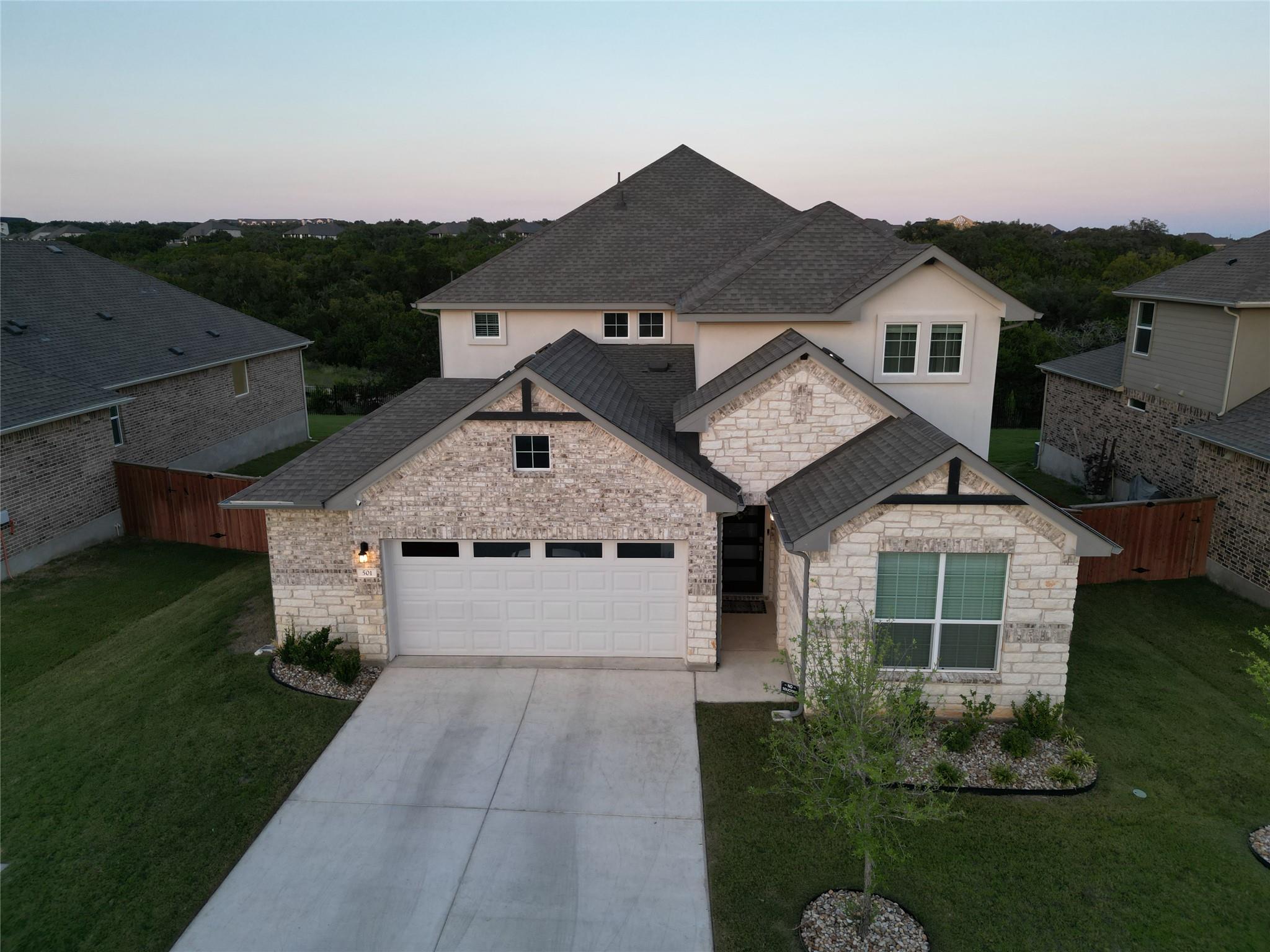 501 Barton Run Dr, Georgetown, TX 78628