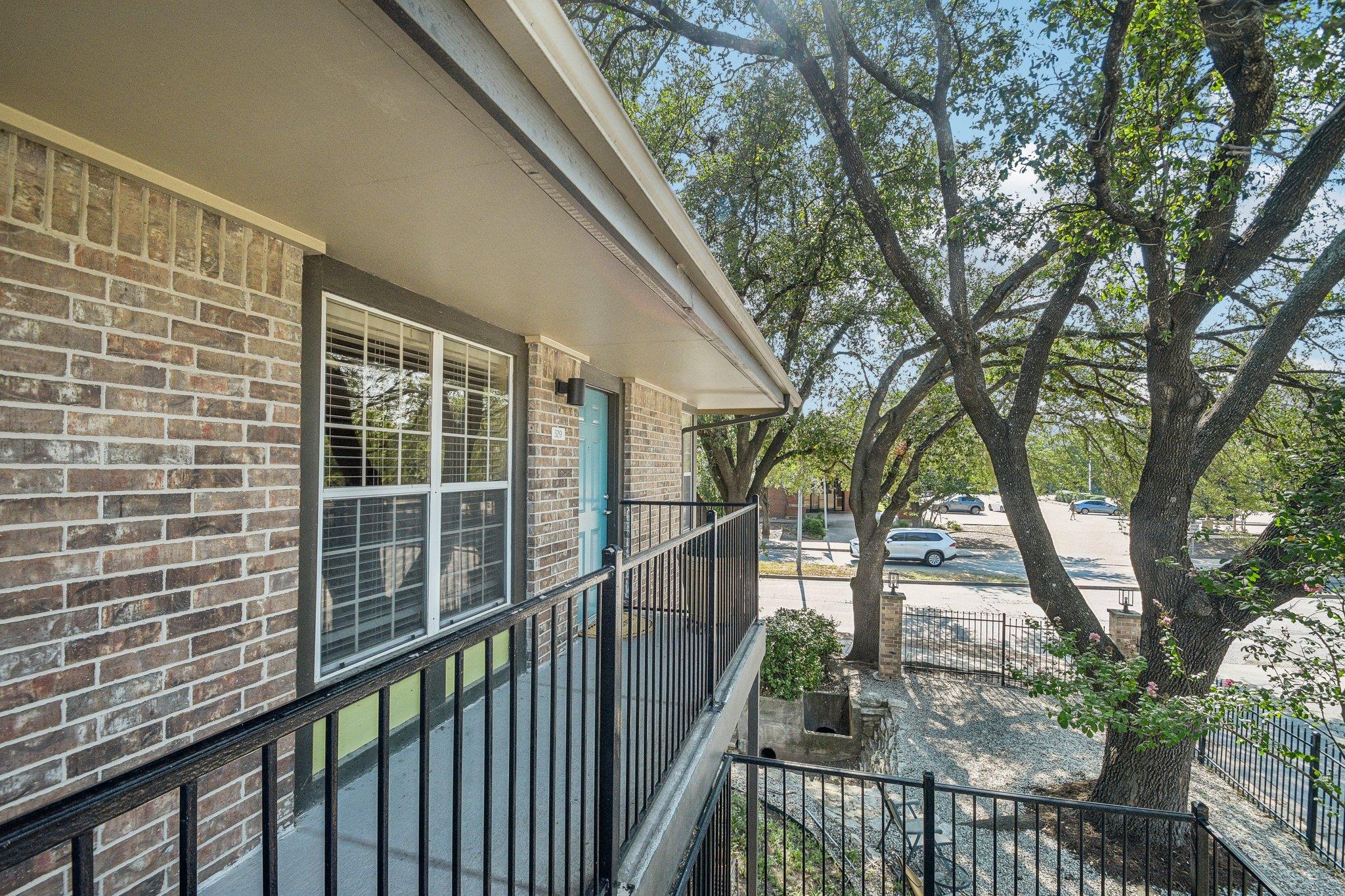 7685 Northcross Dr # 329, Austin, TX 78757