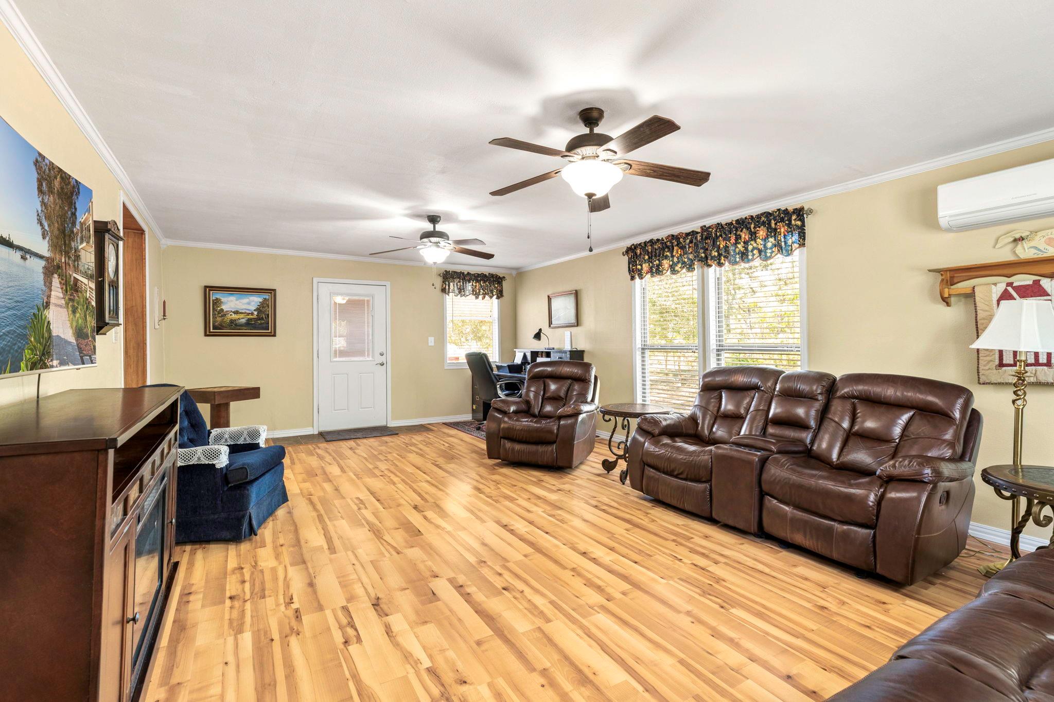 1159 Old Lytton Springs Rd, Lockhart, TX 78644