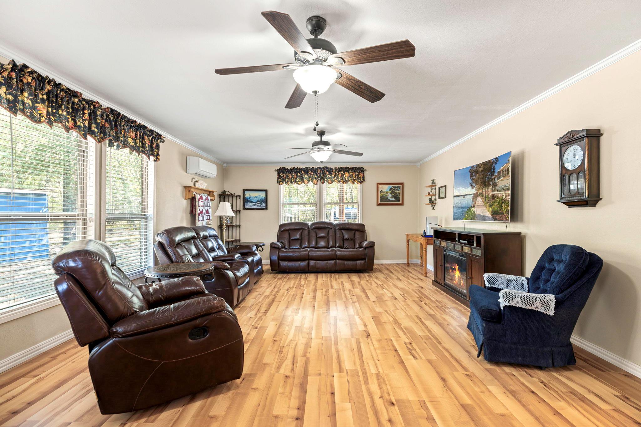 1159 Old Lytton Springs Rd, Lockhart, TX 78644