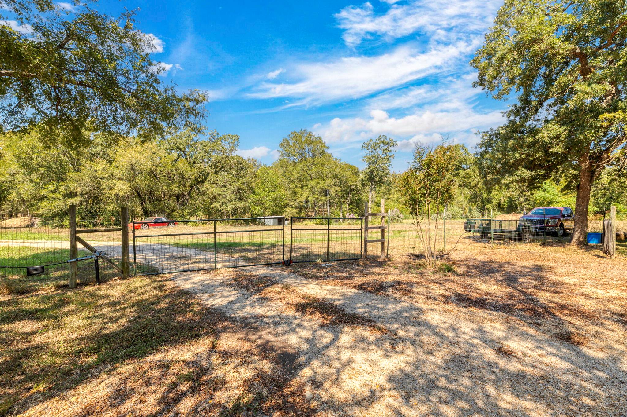 1159 Old Lytton Springs Rd, Lockhart, TX 78644