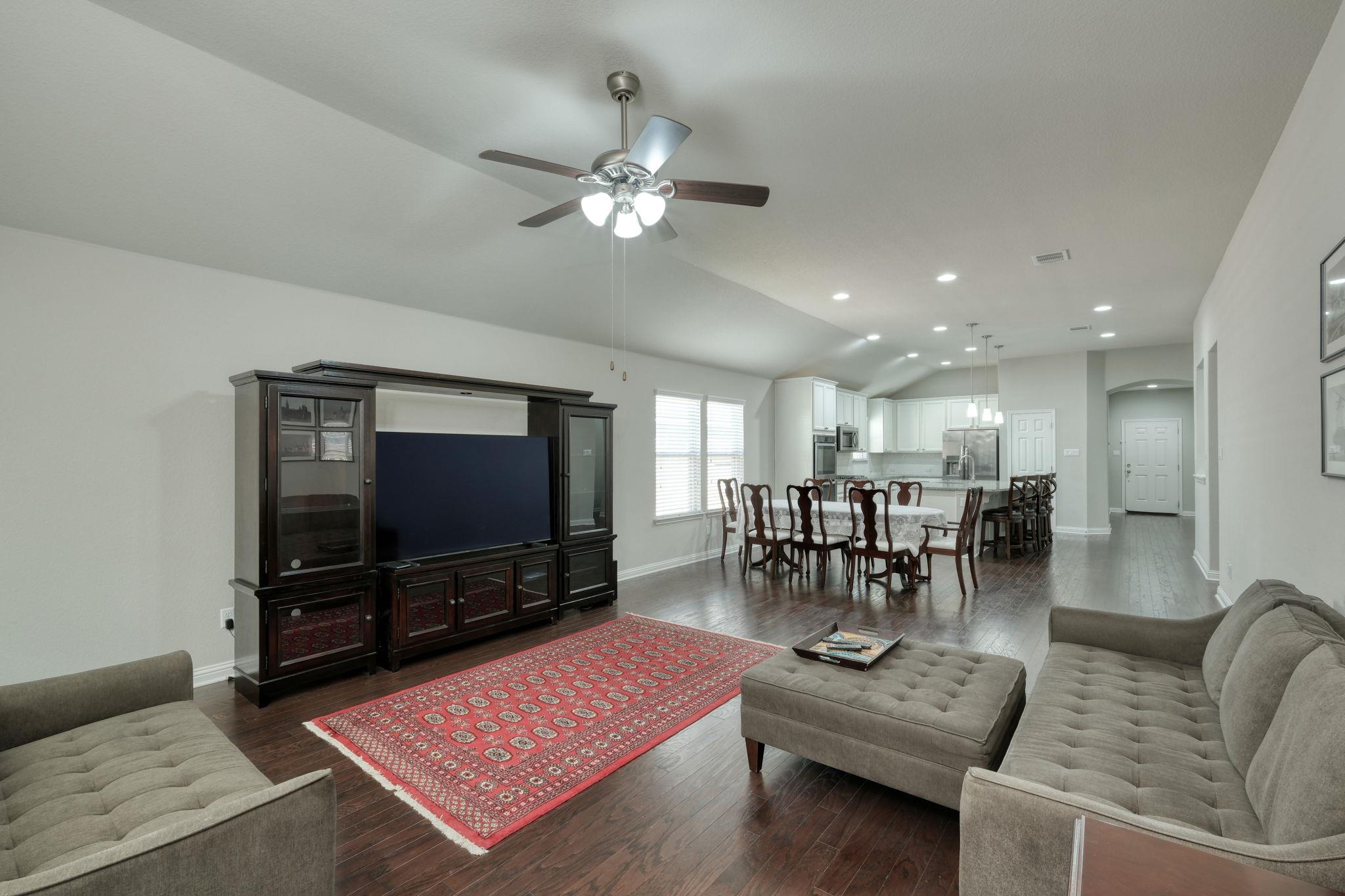 3321 De Torres Cir, Round Rock, TX 78665