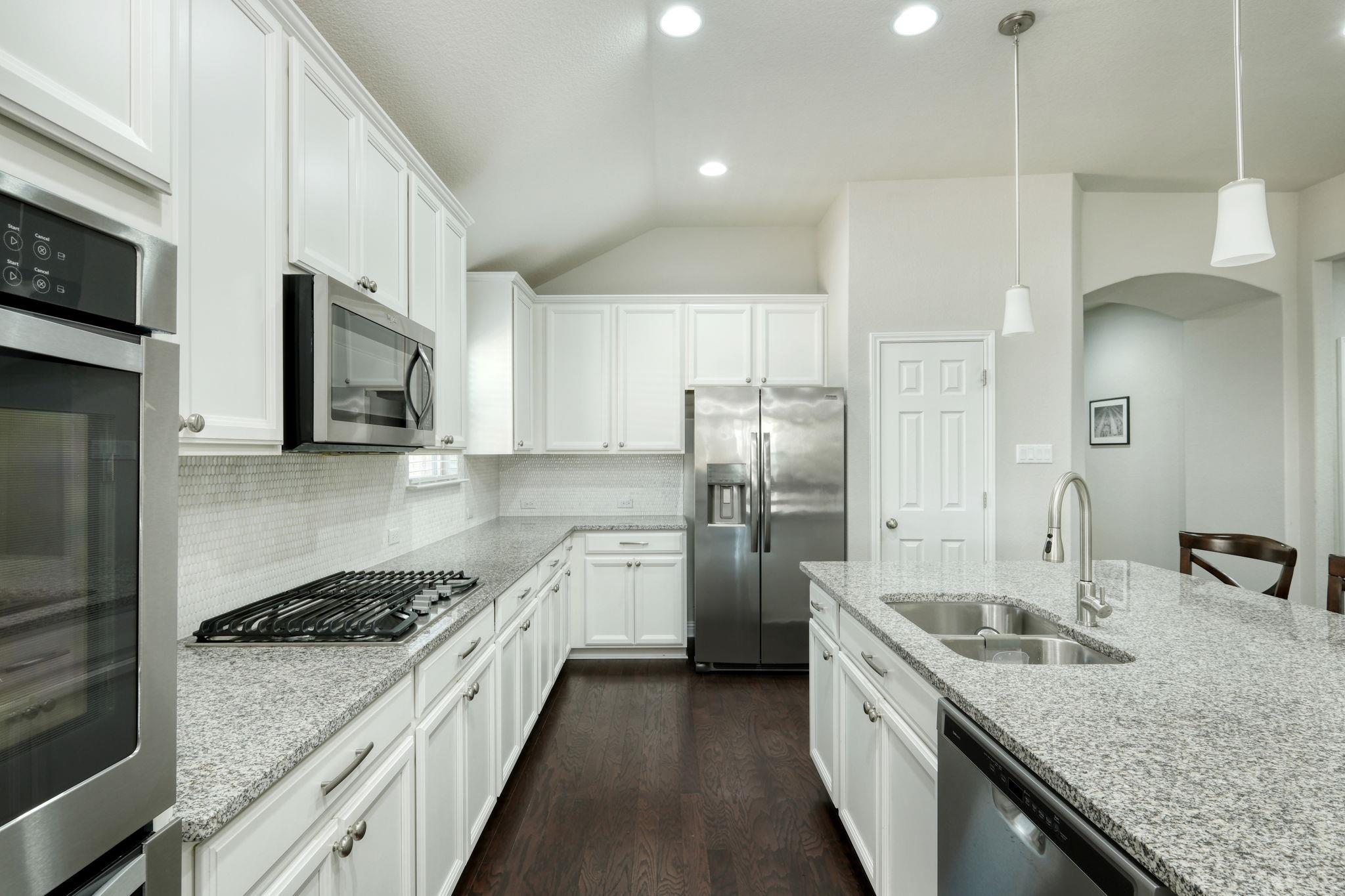 3321 De Torres Cir, Round Rock, TX 78665