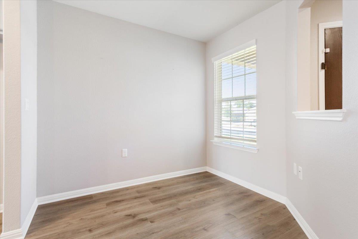 105 Comal Ln, Georgetown, TX 78633