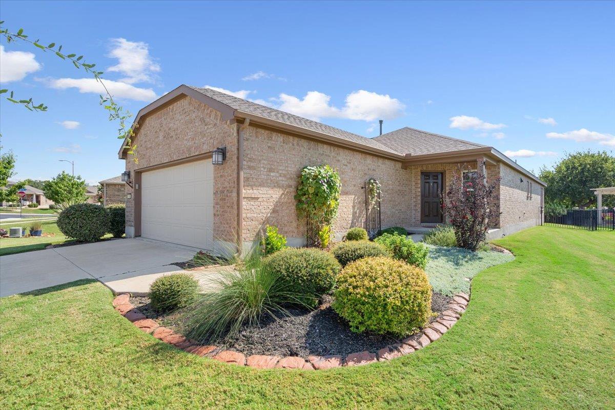 105 Comal Ln, Georgetown, TX 78633