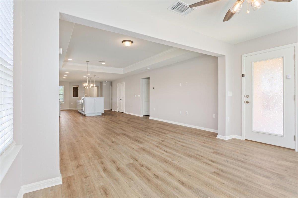 105 Comal Ln, Georgetown, TX 78633