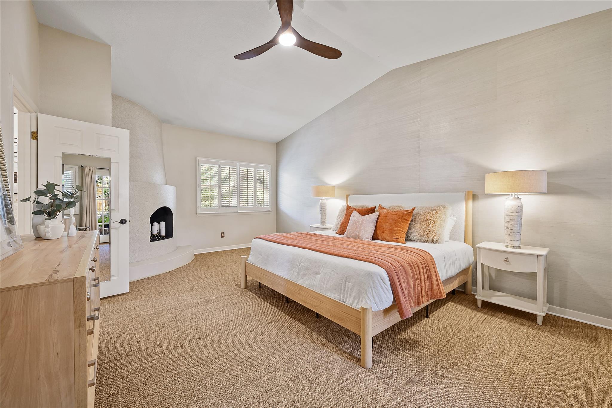 806 Rock Creek Dr, West Lake Hills, TX 78746